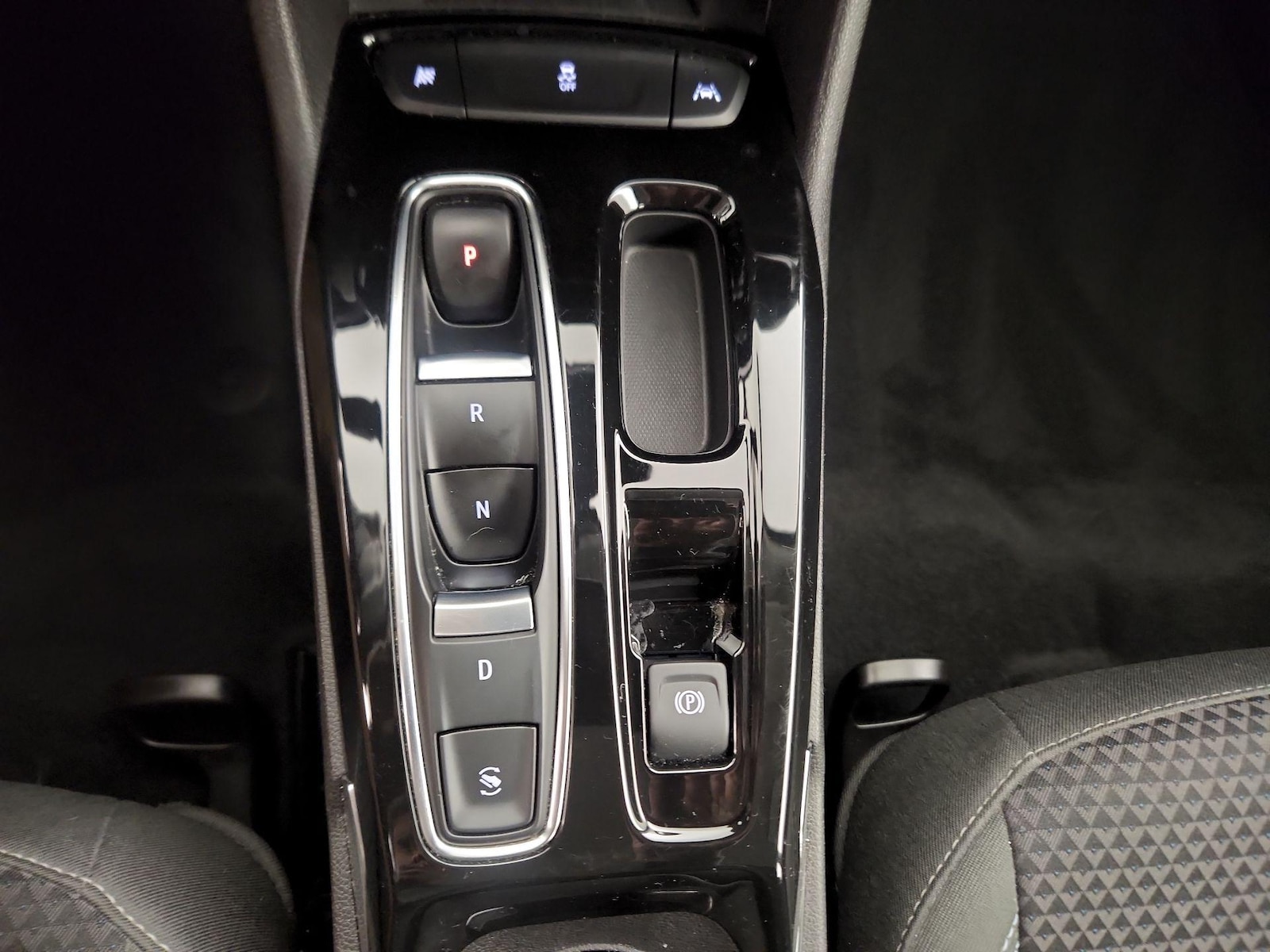 2023 Chevrolet Bolt EUV LT - Photo 18