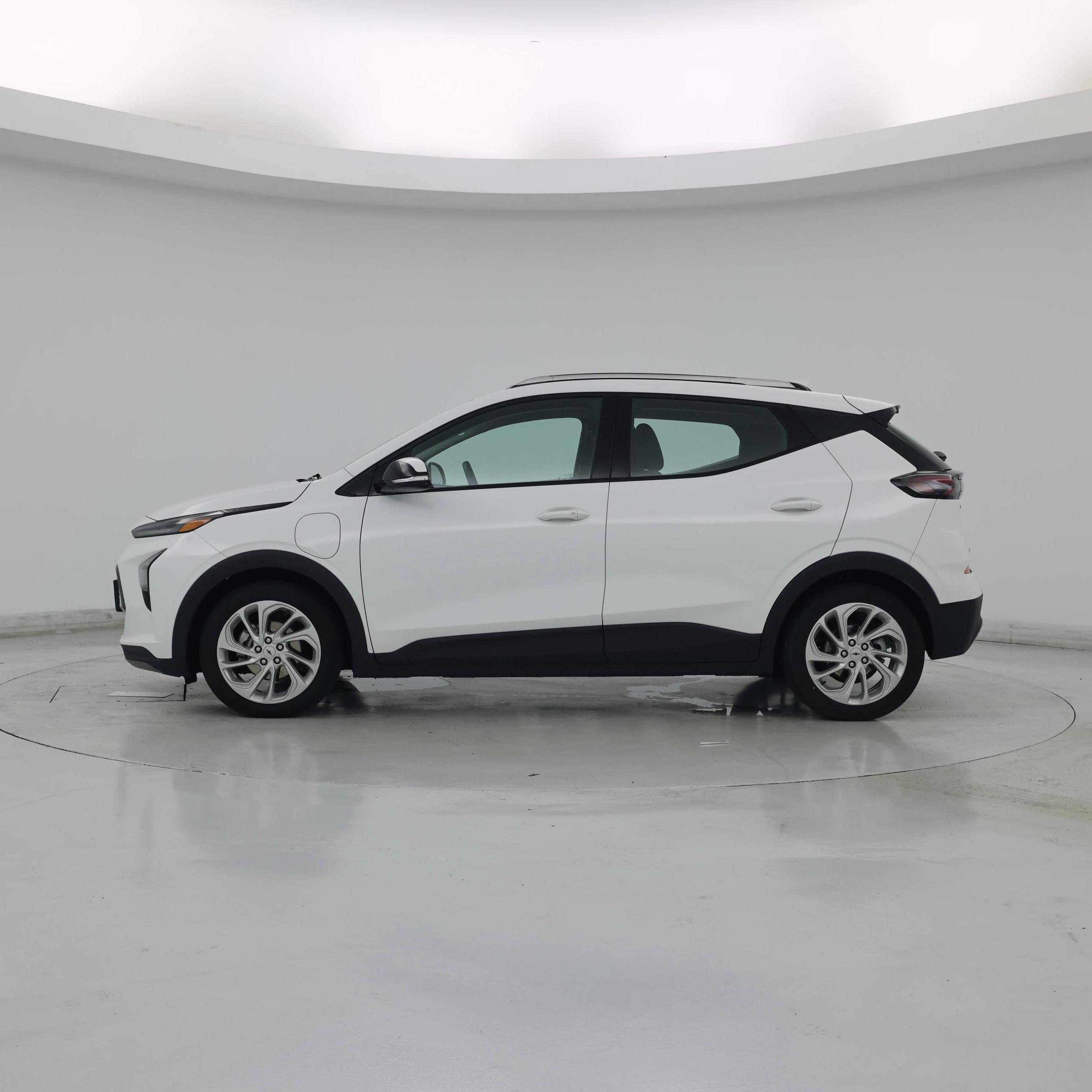 Thumbnail: 2023 Chevrolet Bolt EUV - 3