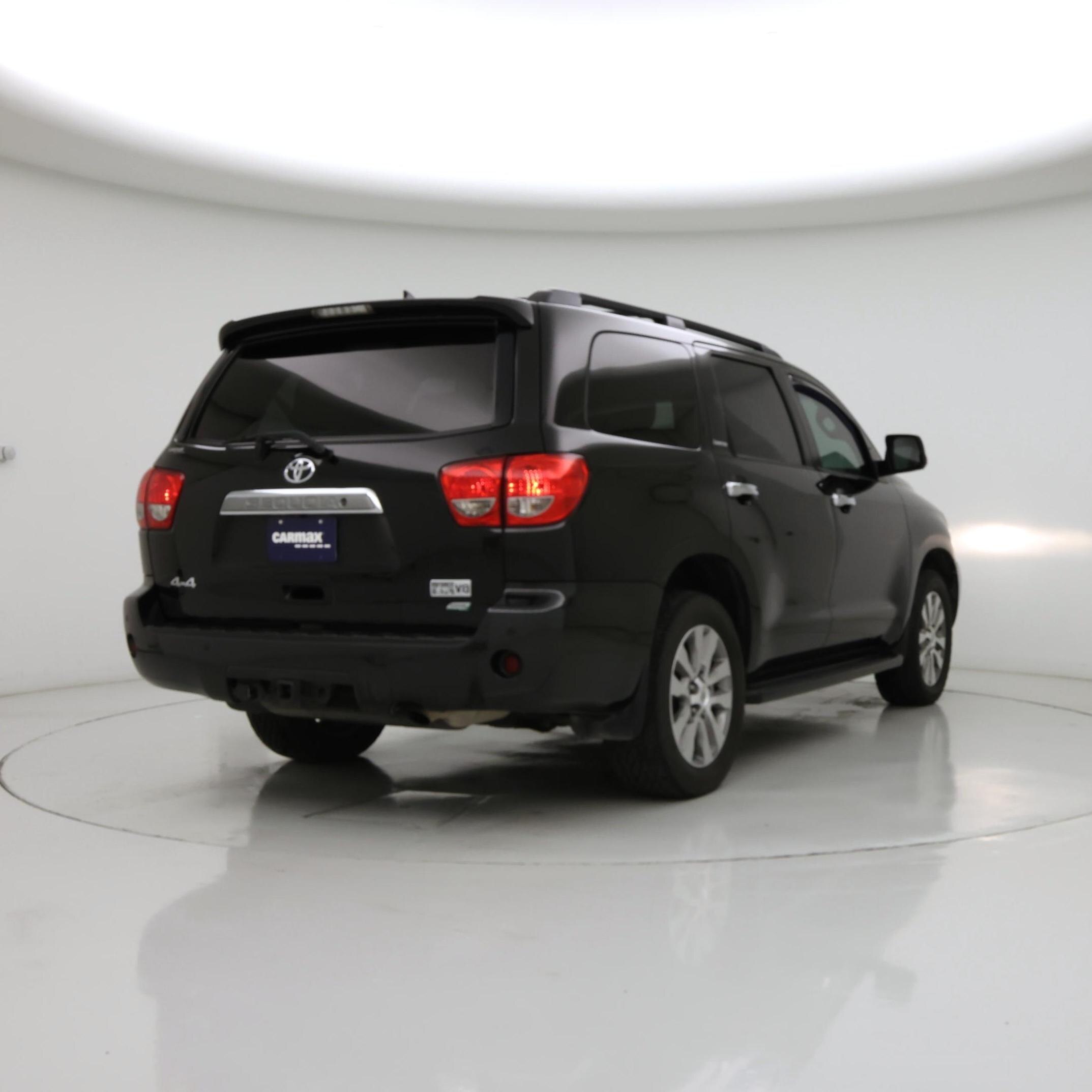 Thumbnail: 2016 Toyota Sequoia - 8