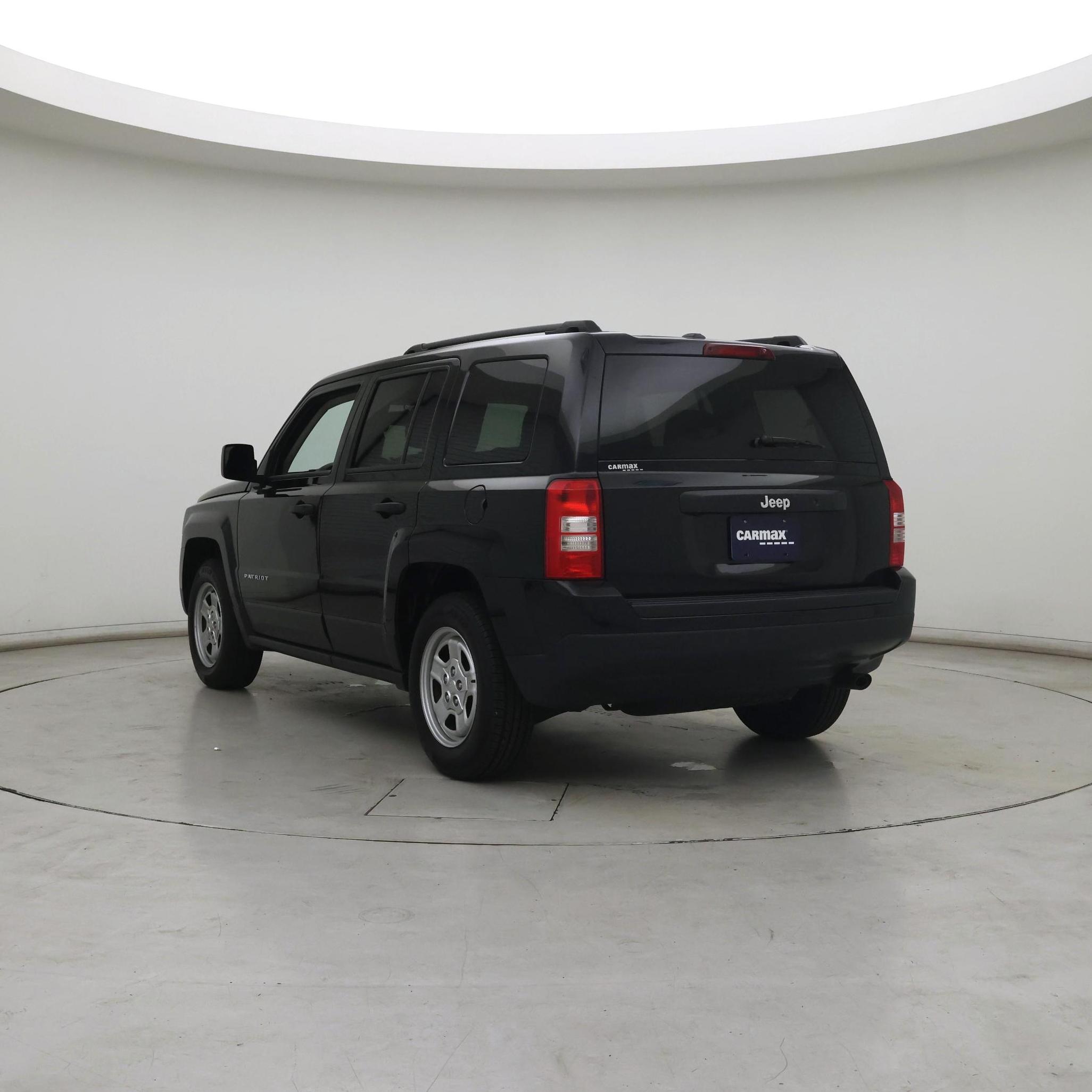 Thumbnail: 2016 Jeep Patriot - 2