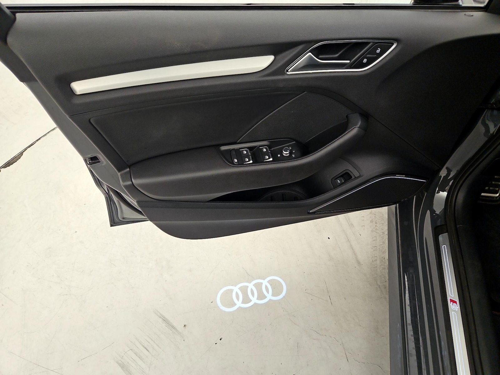 2018 Audi S3 Premium Plus - Photo 13