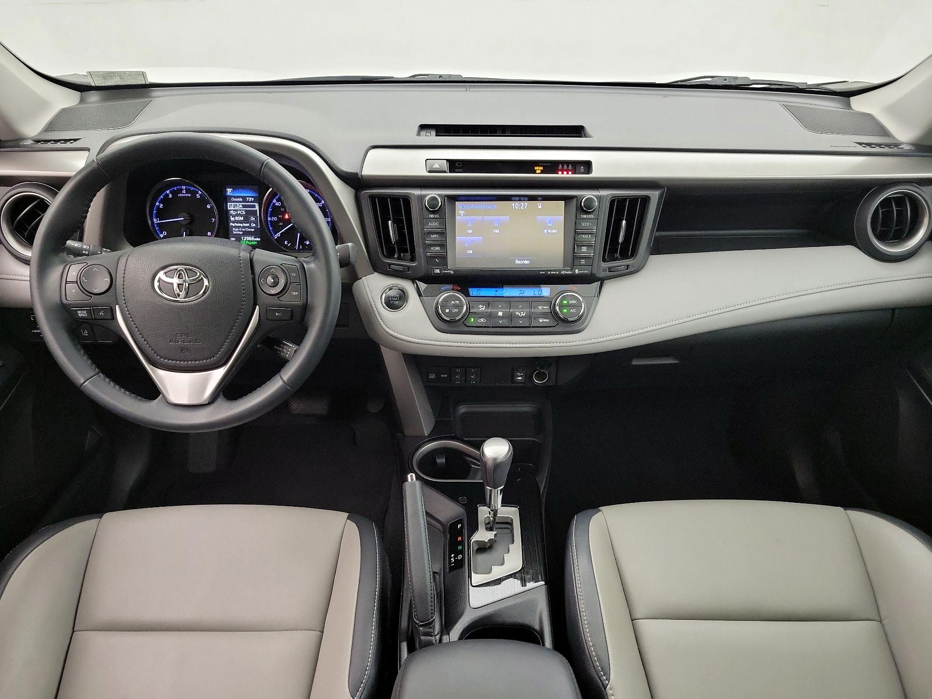 Thumbnail: 2018 Toyota RAV4 - 9