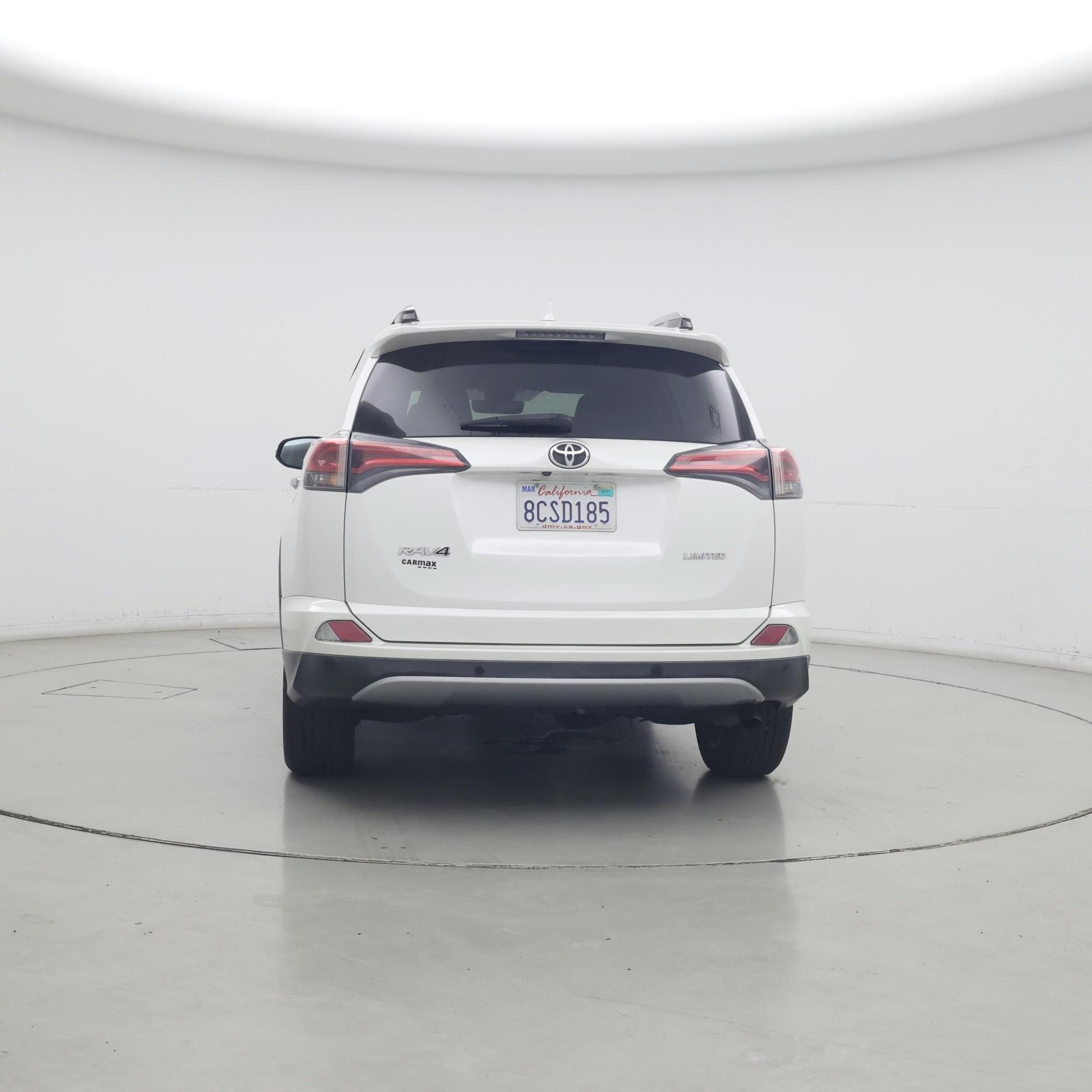 Thumbnail: 2018 Toyota RAV4 - 6