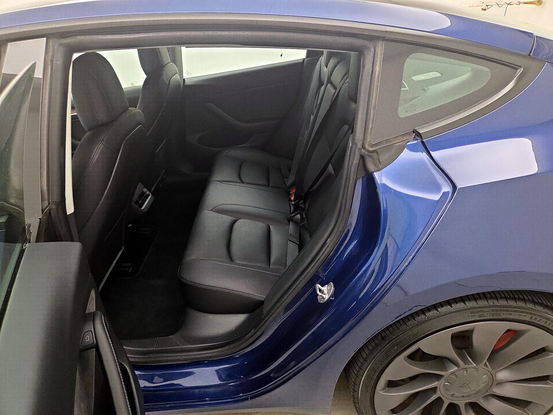 Thumbnail: 2022 Tesla Model 3 - 19