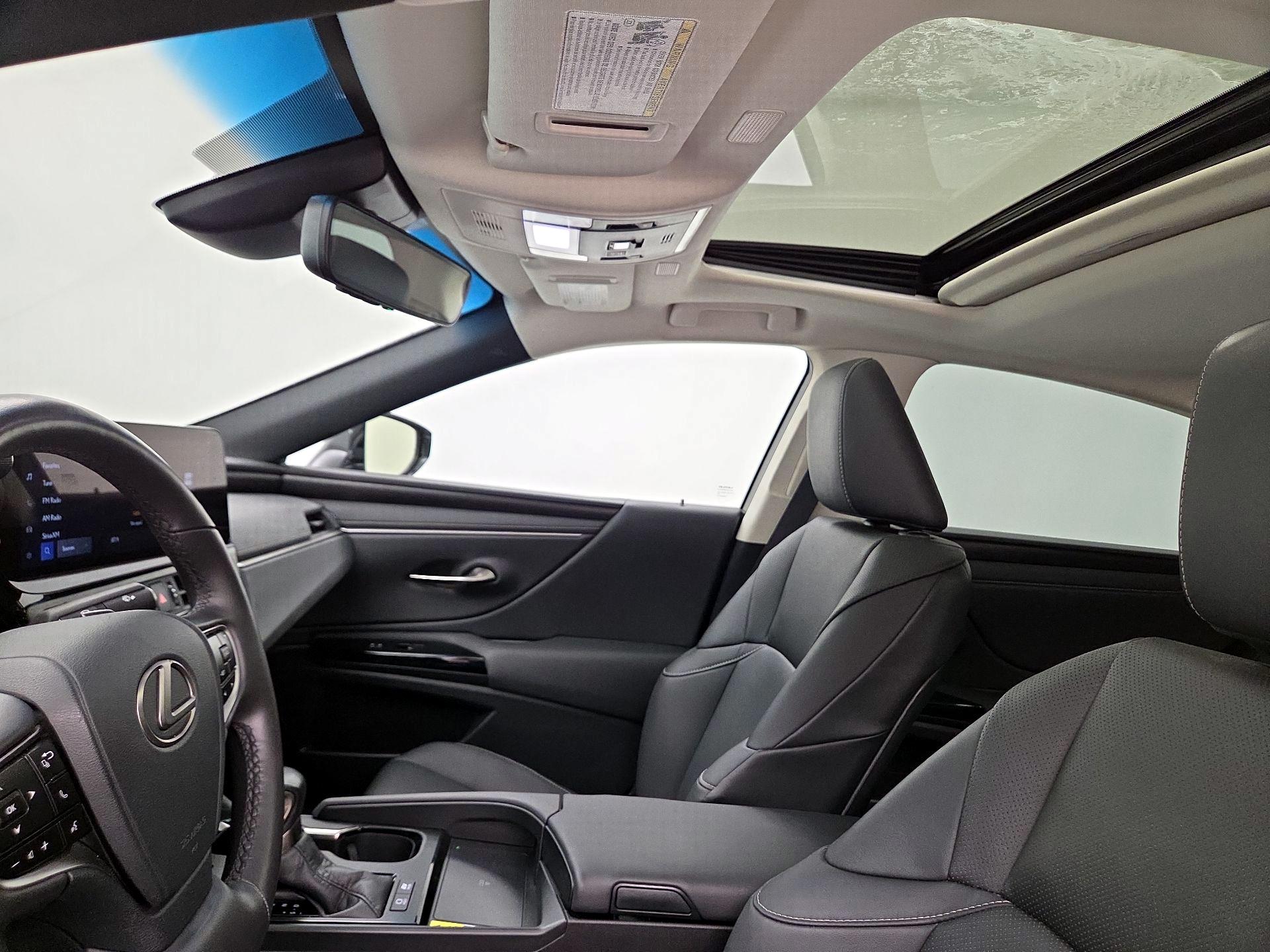 Thumbnail: 2024 Lexus ES - 19