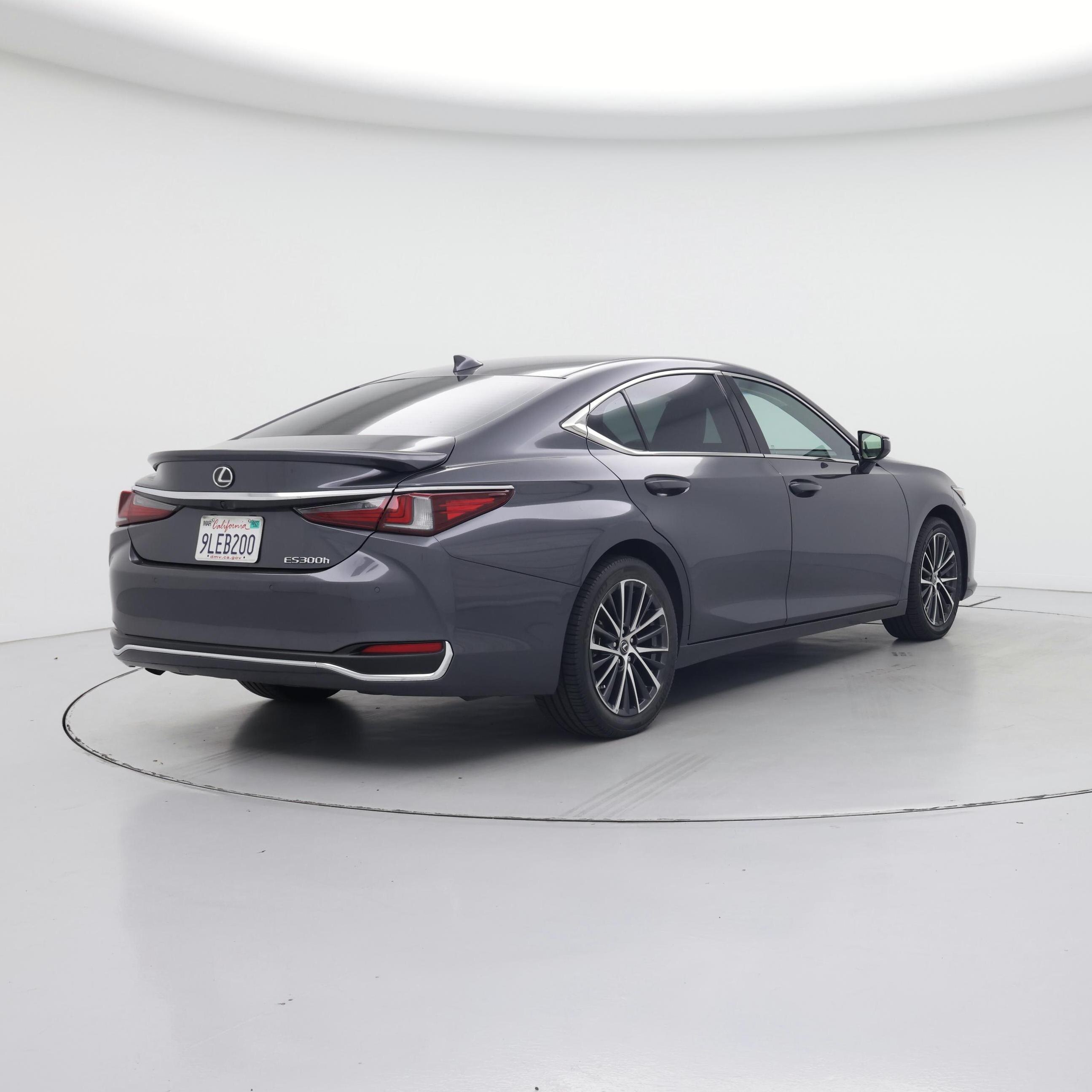 Thumbnail: 2024 Lexus ES - 8