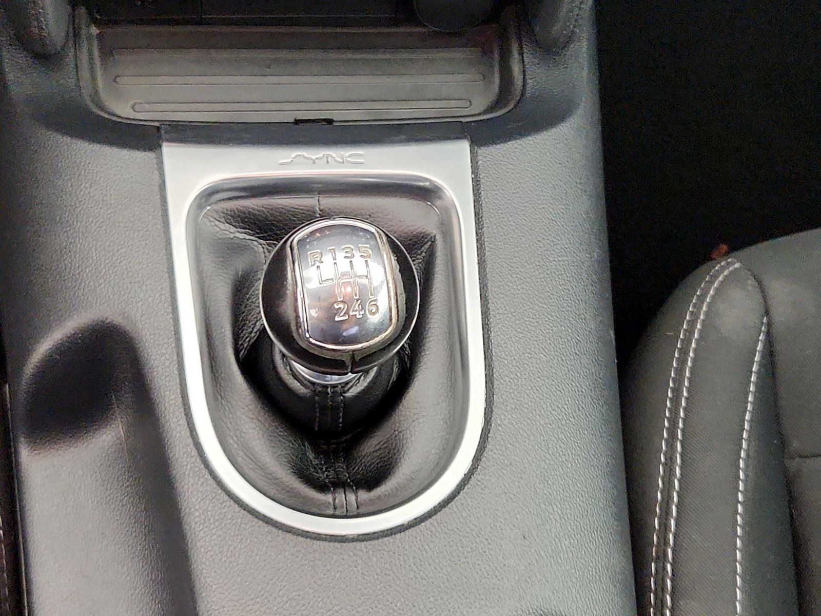 2021 Ford Mustang GT - Photo 18
