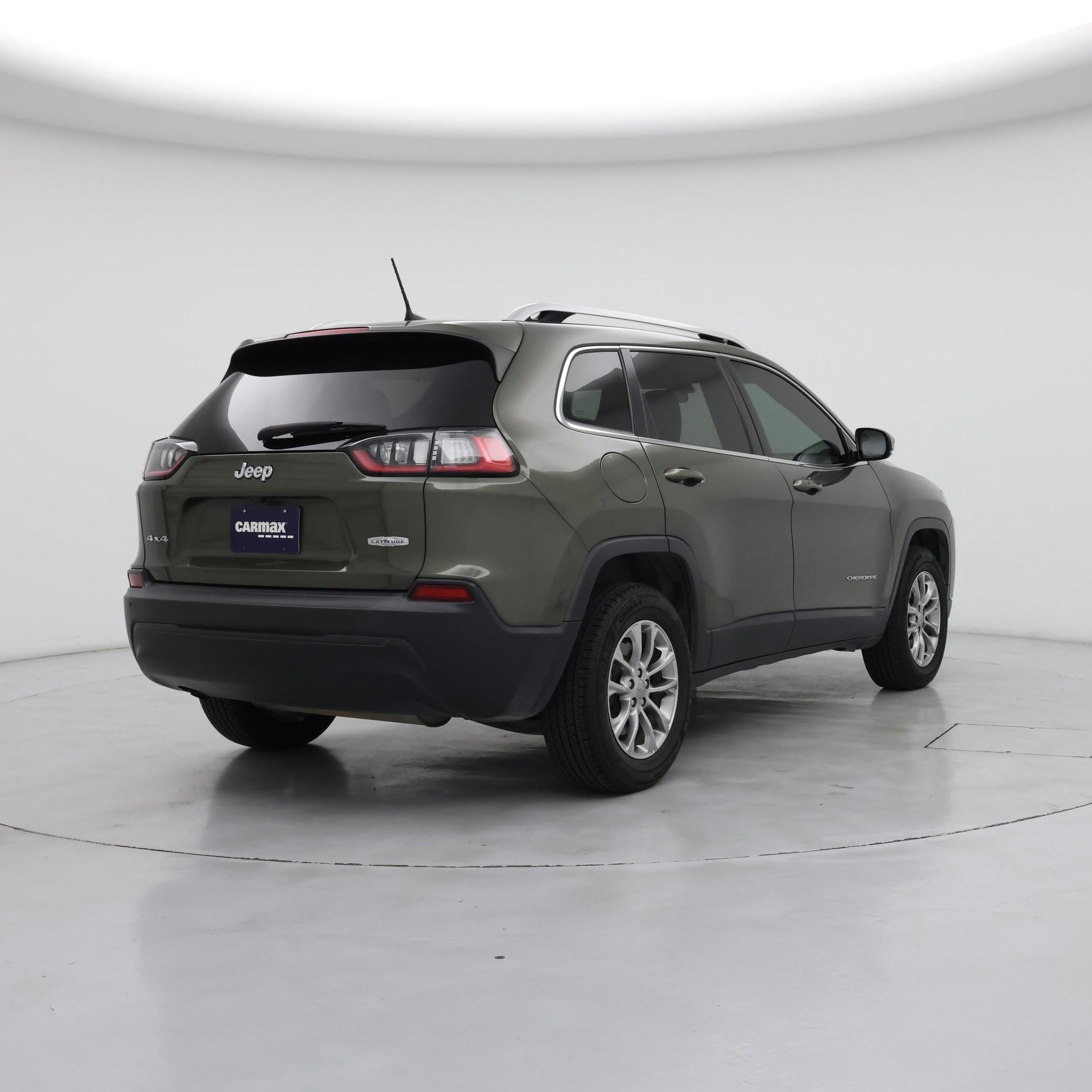 Thumbnail: 2019 Jeep Cherokee - 8