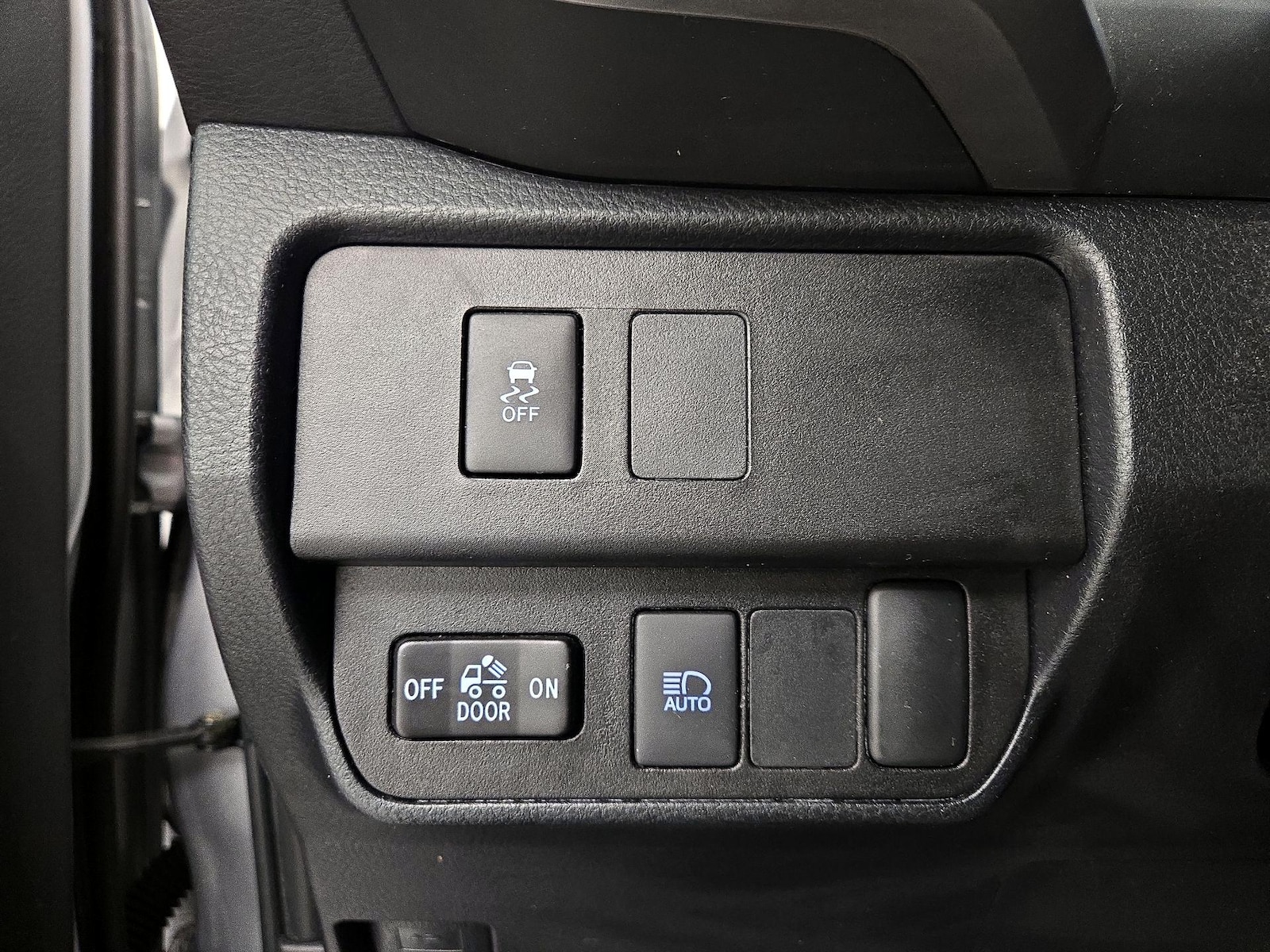 2023 Toyota Tacoma SR5 - Photo 14