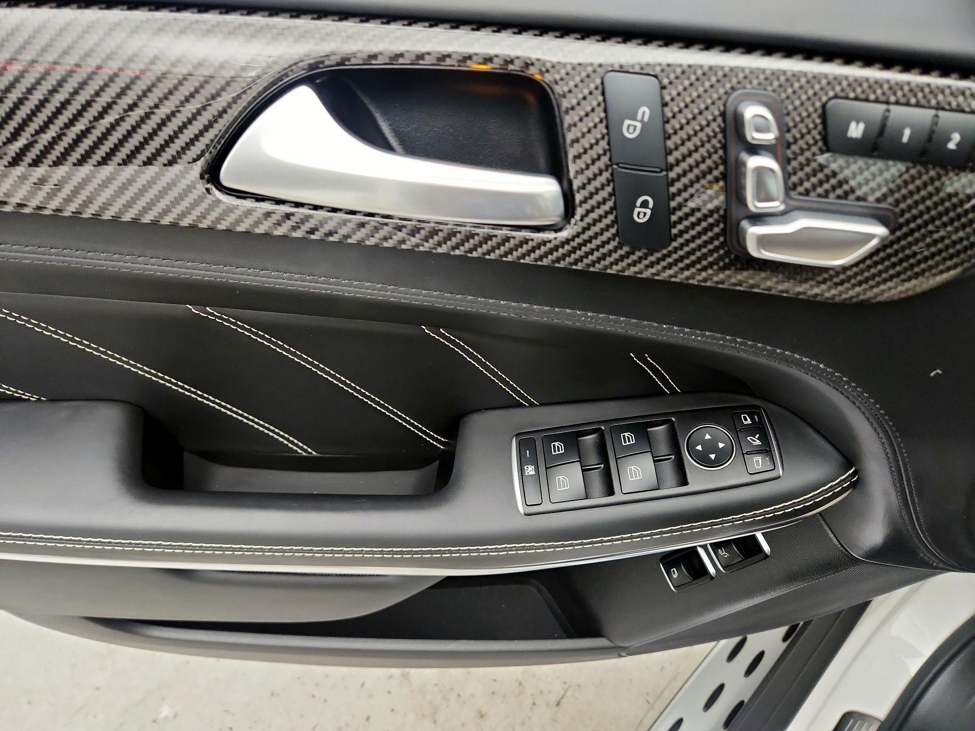 Thumbnail: 2019 Mercedes-Benz GL-Class - 12