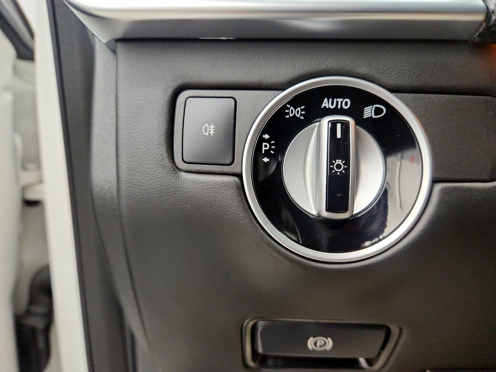 Thumbnail: 2019 Mercedes-Benz GL-Class - 13