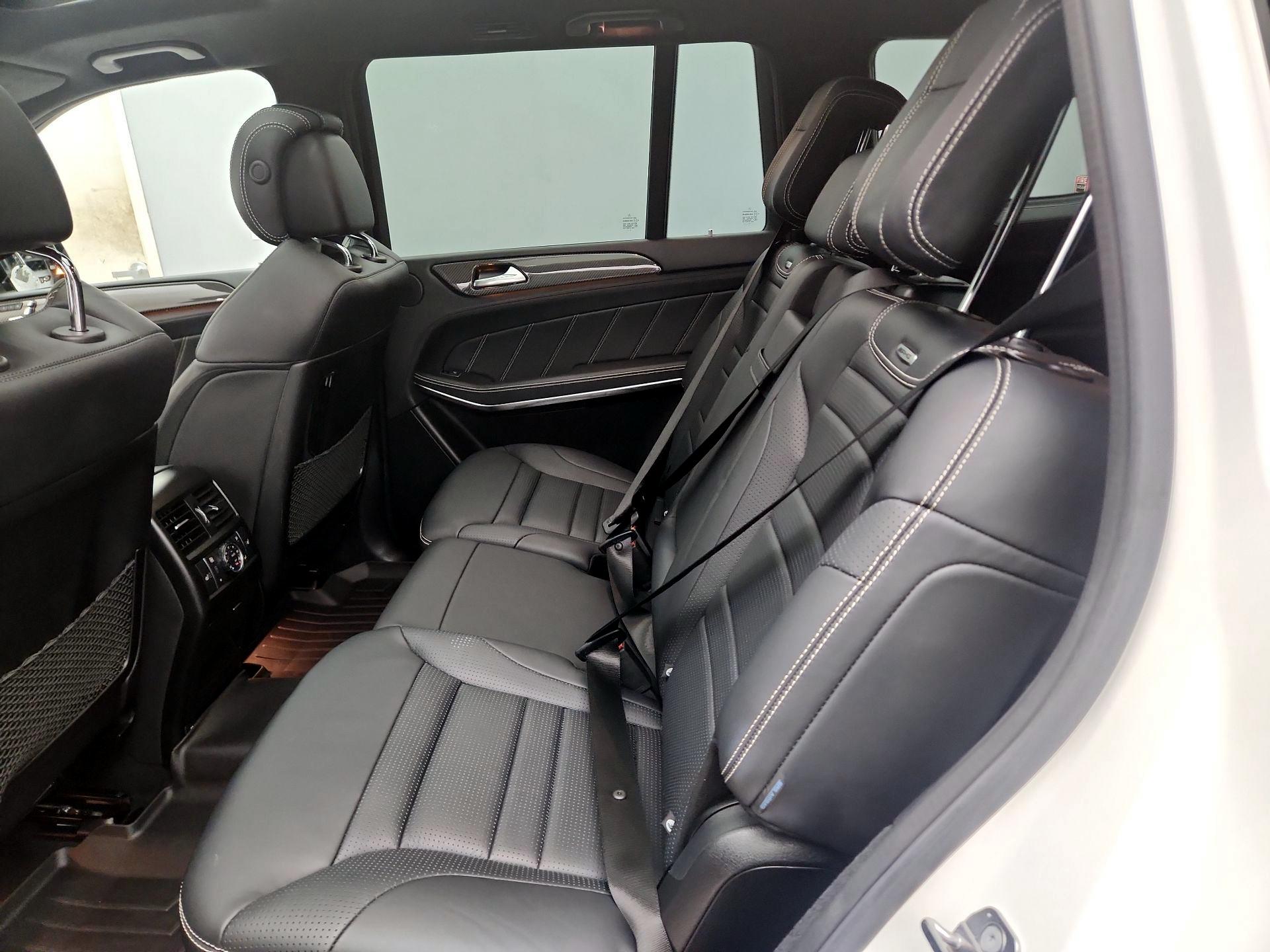 Thumbnail: 2019 Mercedes-Benz GL-Class - 20