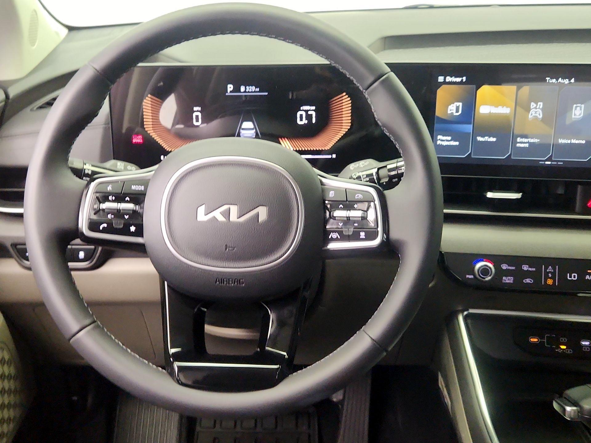 Thumbnail: 2026 Kia Carnival - 10