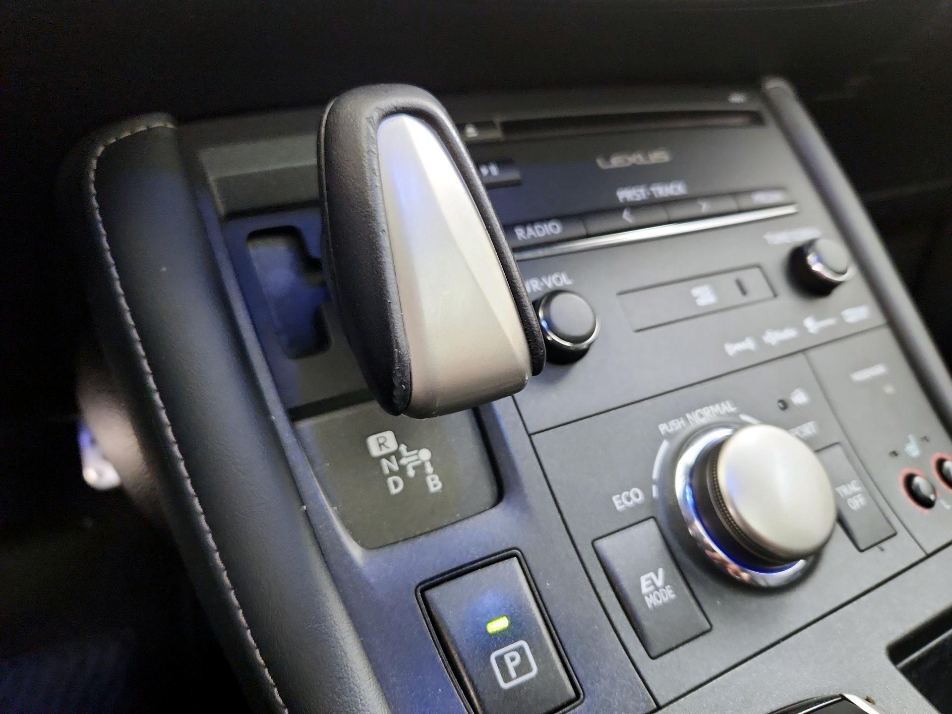 Thumbnail: 2014 Lexus CT - 17