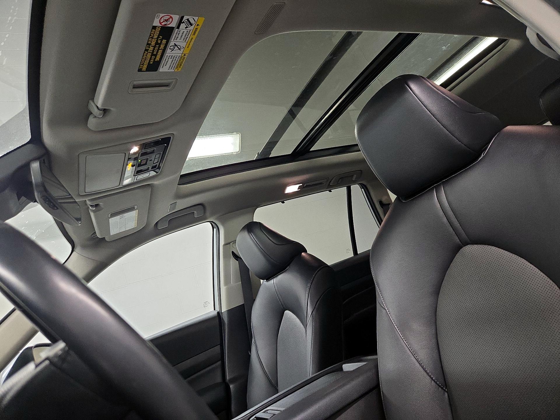 Thumbnail: 2024 Toyota Highlander - 19