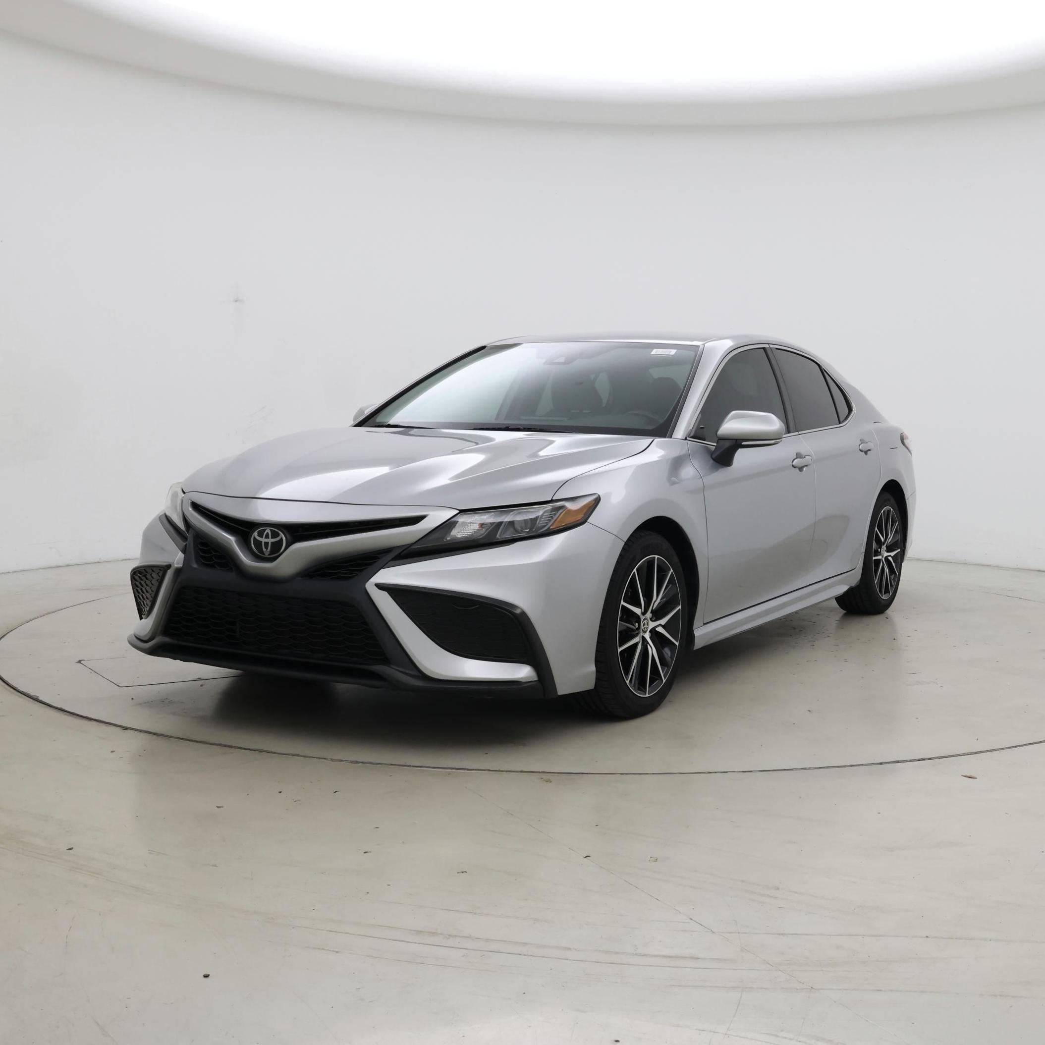 Thumbnail: 2023 Toyota Camry - 4