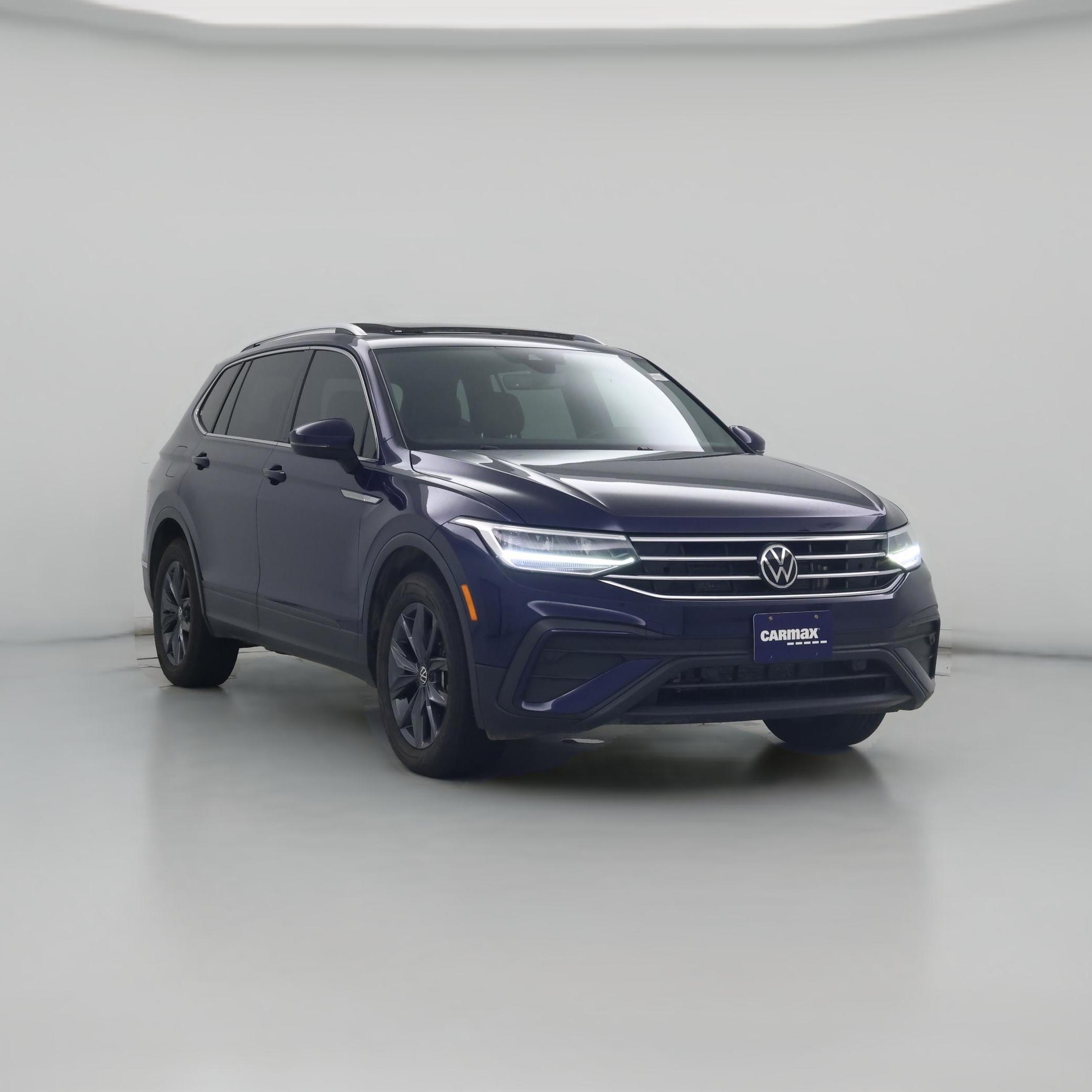 Thumbnail: 2022 Volkswagen Tiguan - 1
