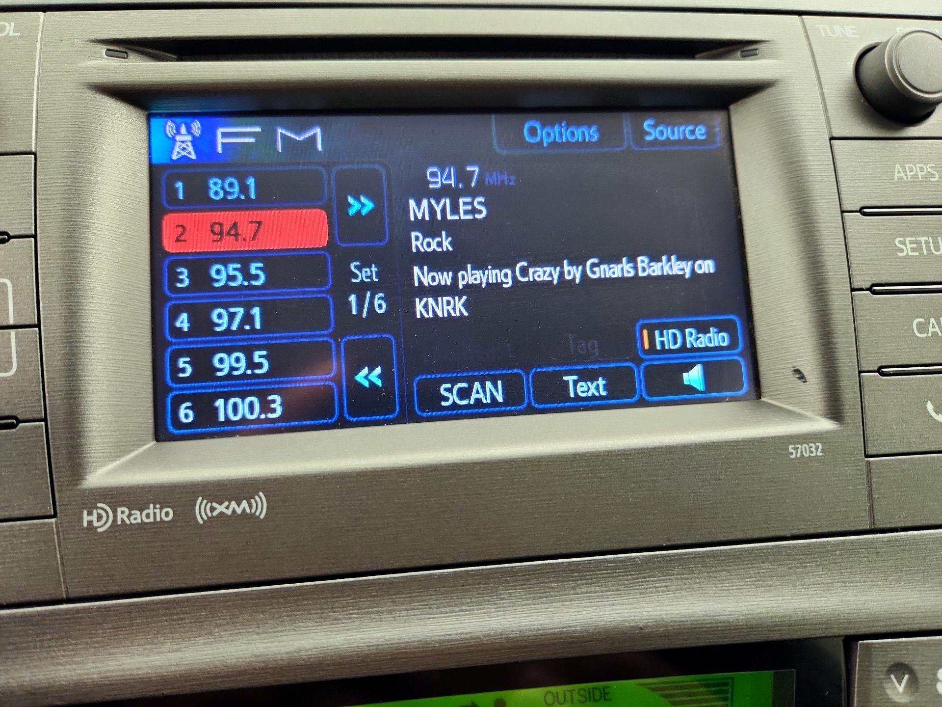 Thumbnail: 2015 Toyota Prius - 16