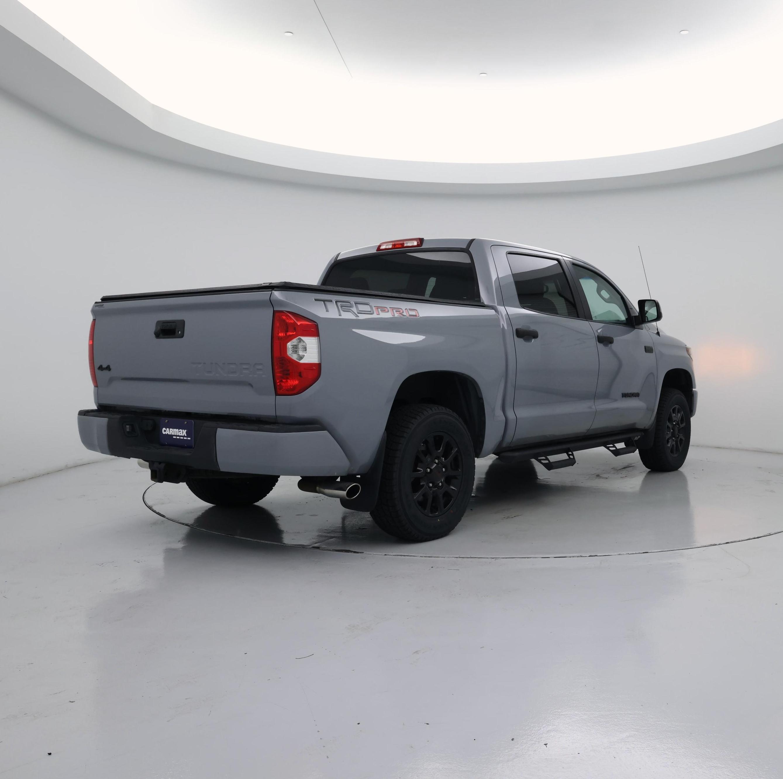 Thumbnail: 2017 Toyota Tundra - 8