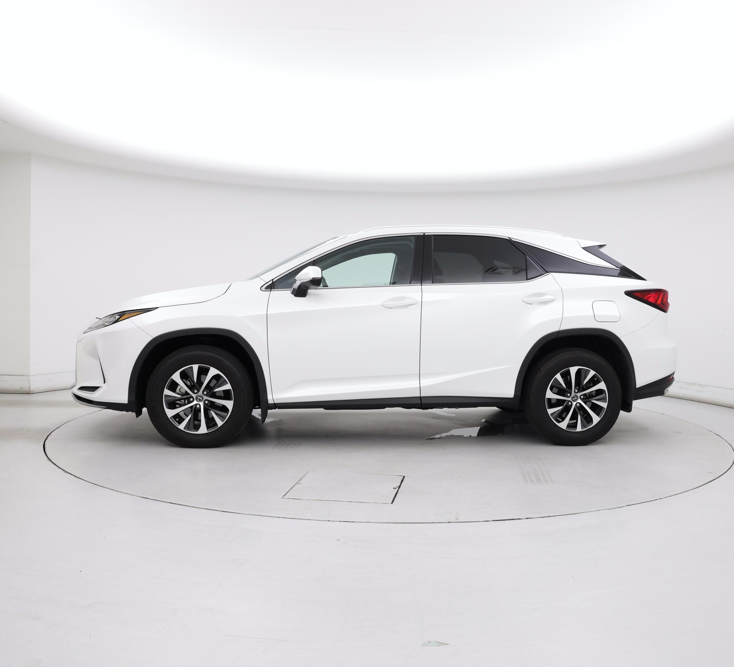 Thumbnail: 2021 Lexus RX - 3