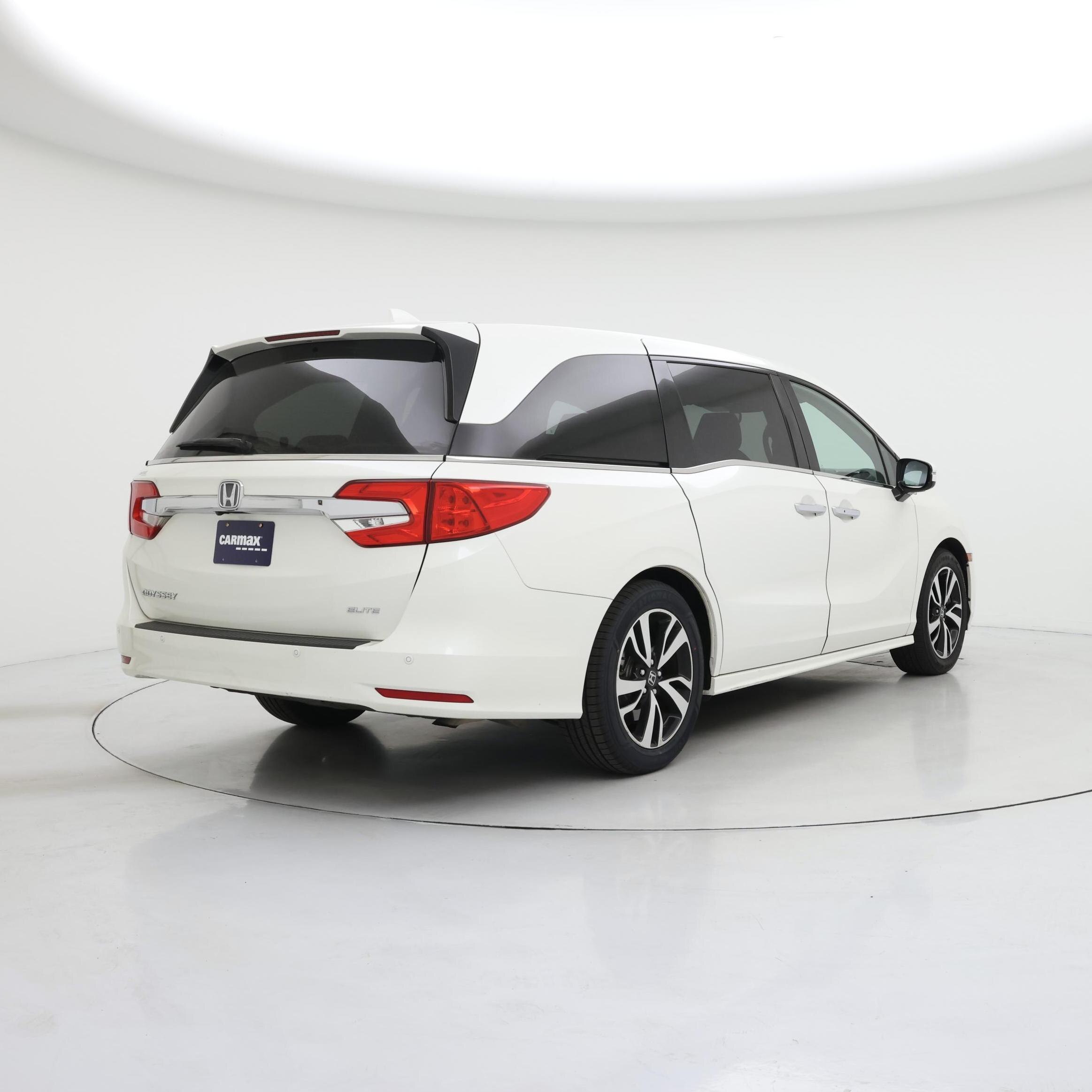 Thumbnail: 2018 Honda Odyssey - 8