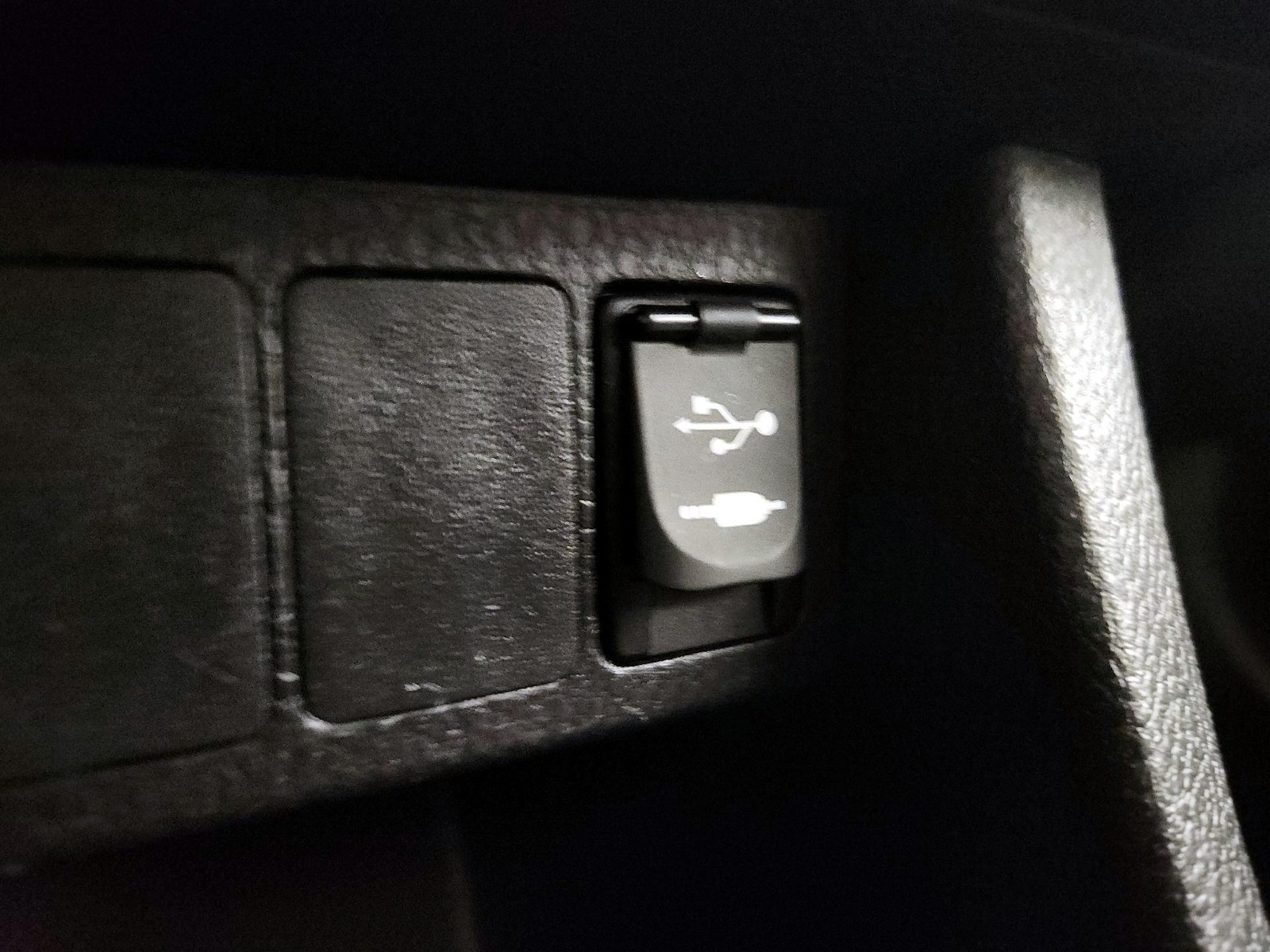 2019 Toyota Corolla LE - Photo 19