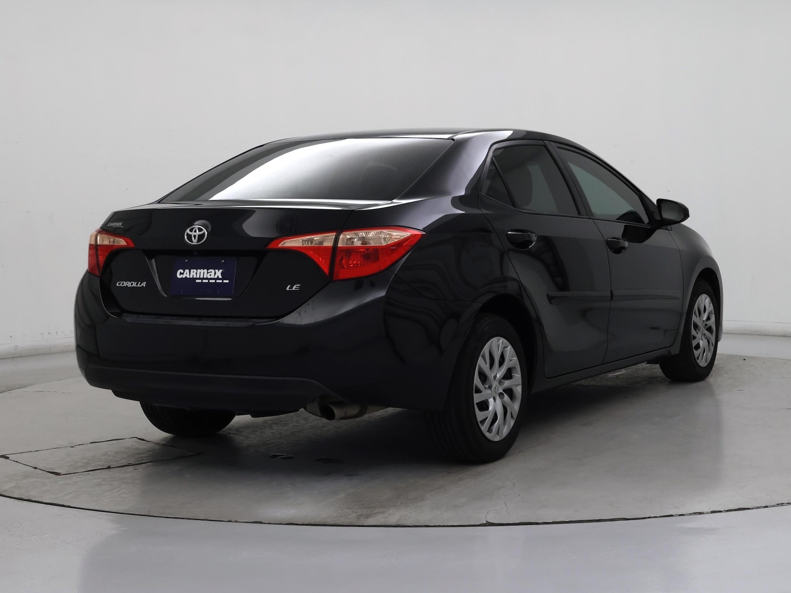 2019 Toyota Corolla LE - Photo 9