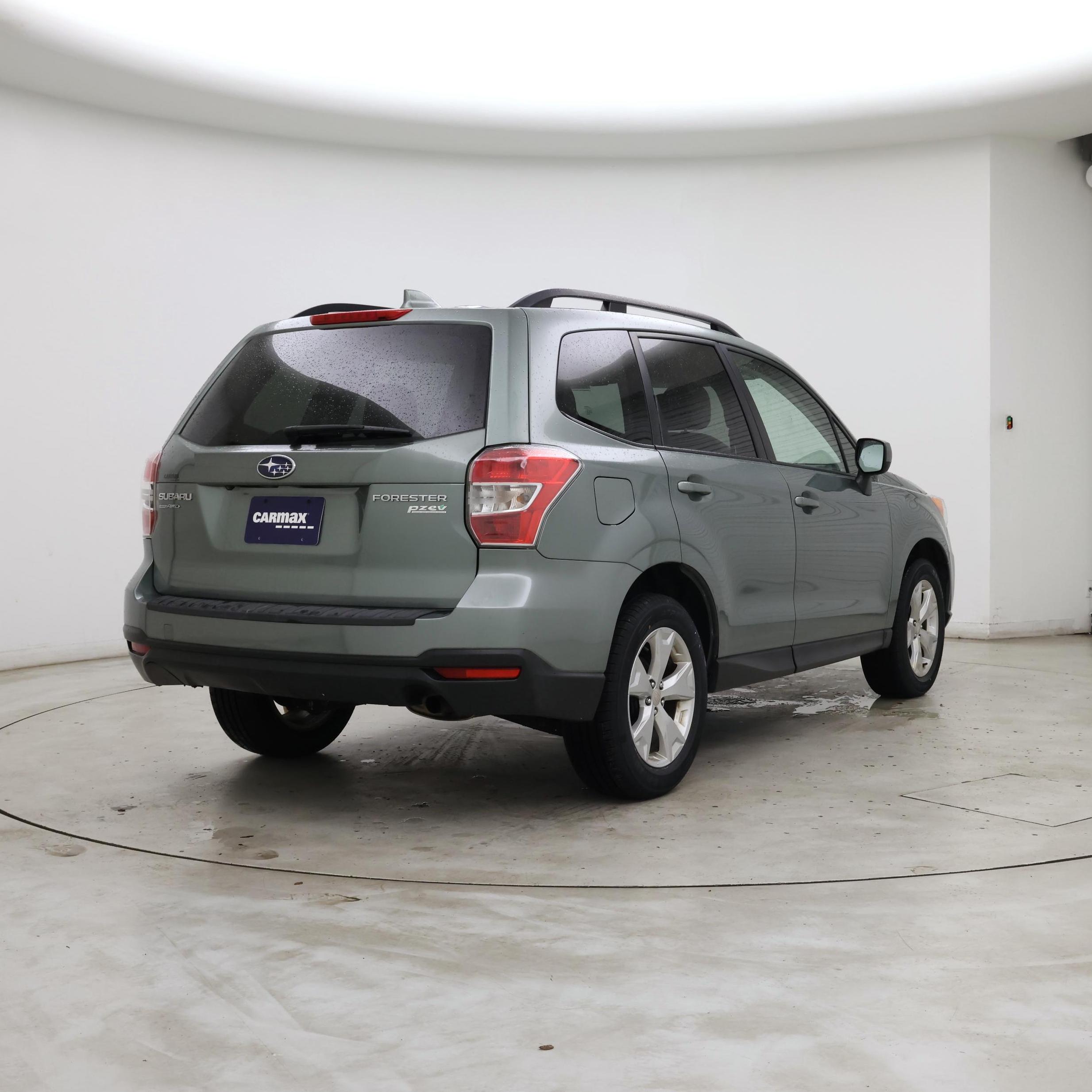 Thumbnail: 2016 Subaru Forester - 8