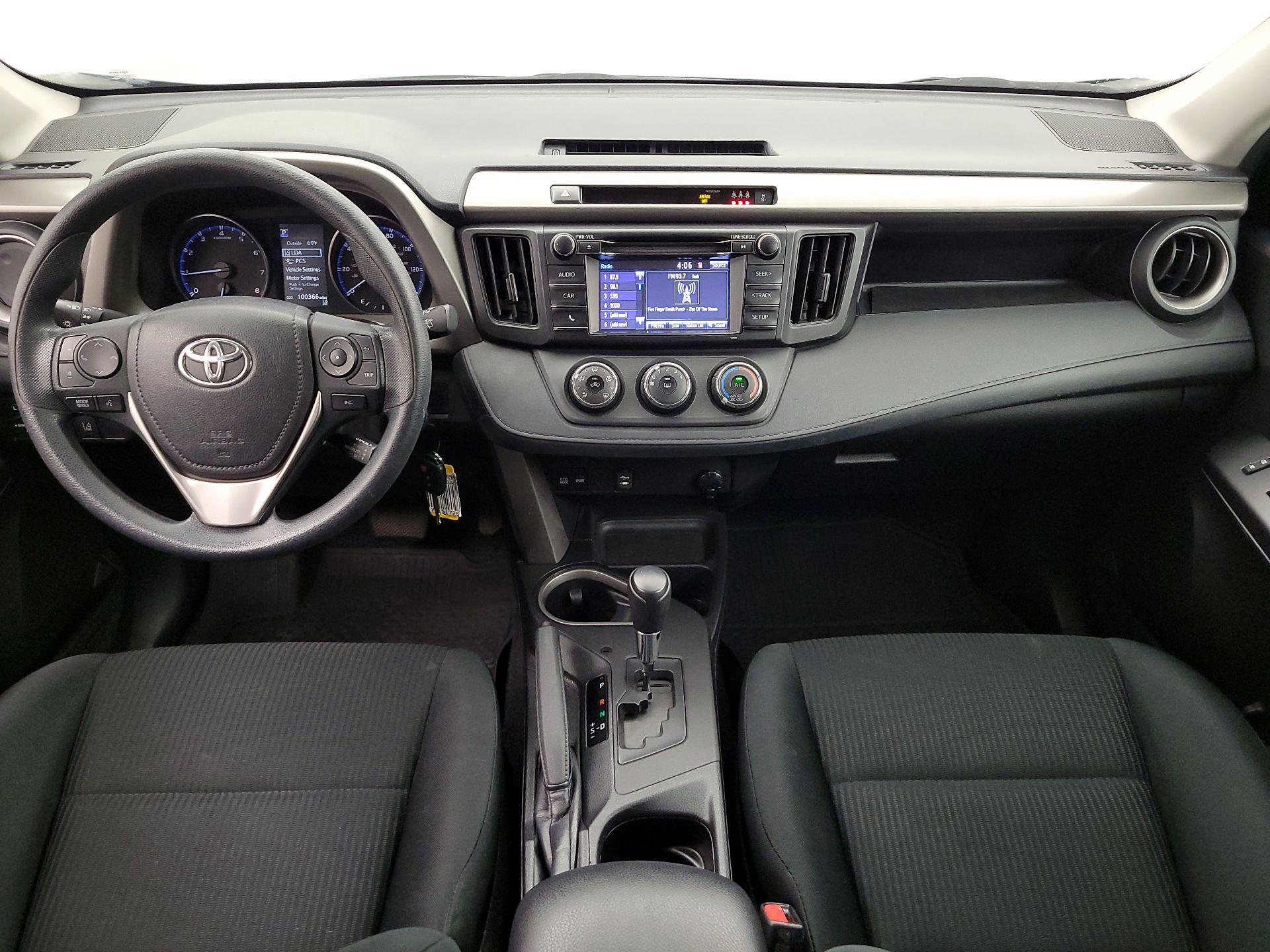 Thumbnail: 2018 Toyota RAV4 - 9