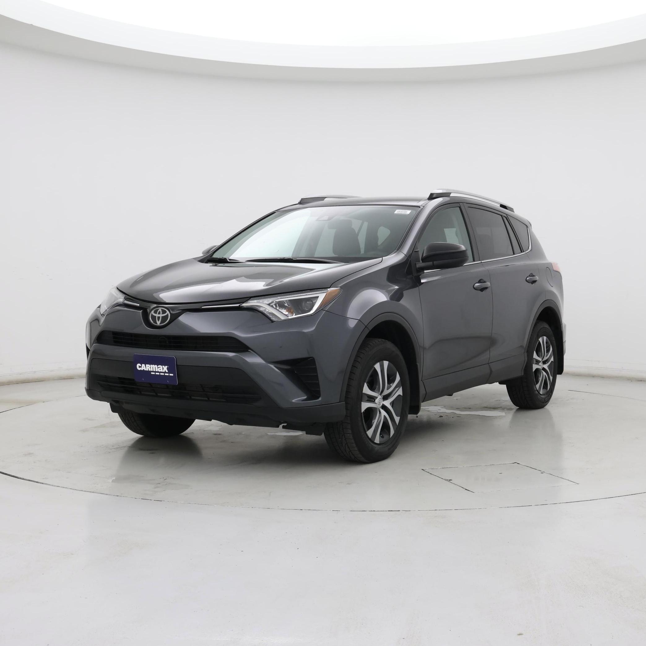 Thumbnail: 2018 Toyota RAV4 - 4
