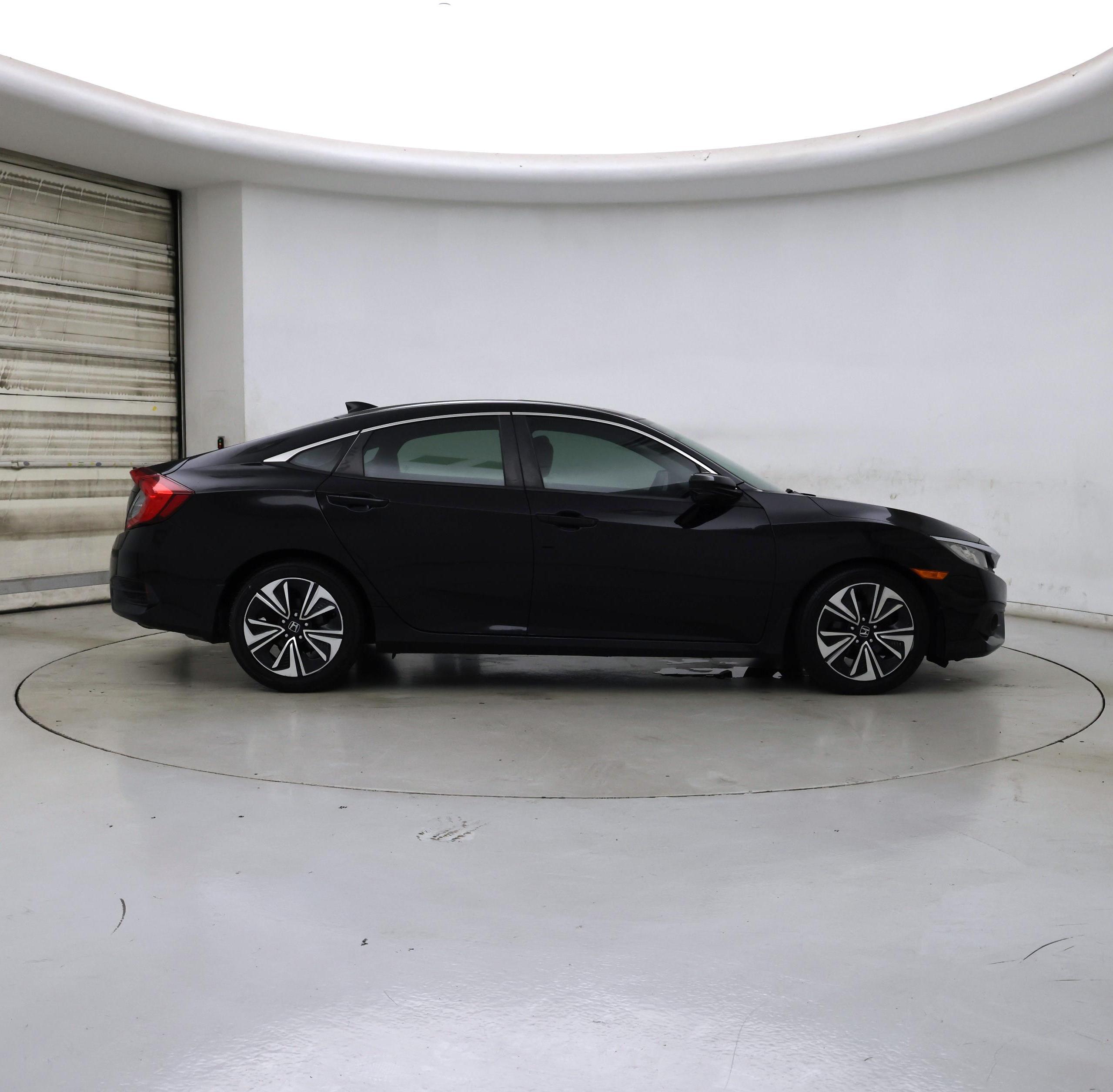 Thumbnail: 2017 Honda Civic - 7