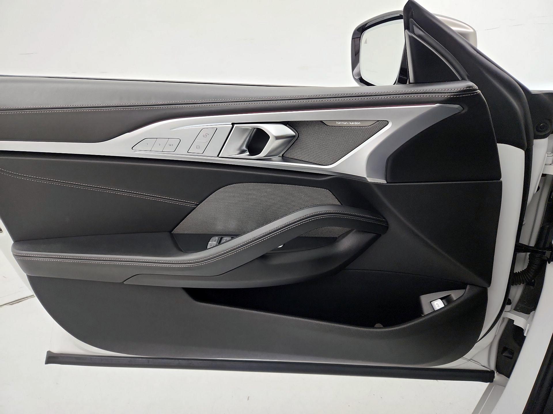 Thumbnail: 2020 BMW 8 Series - 12