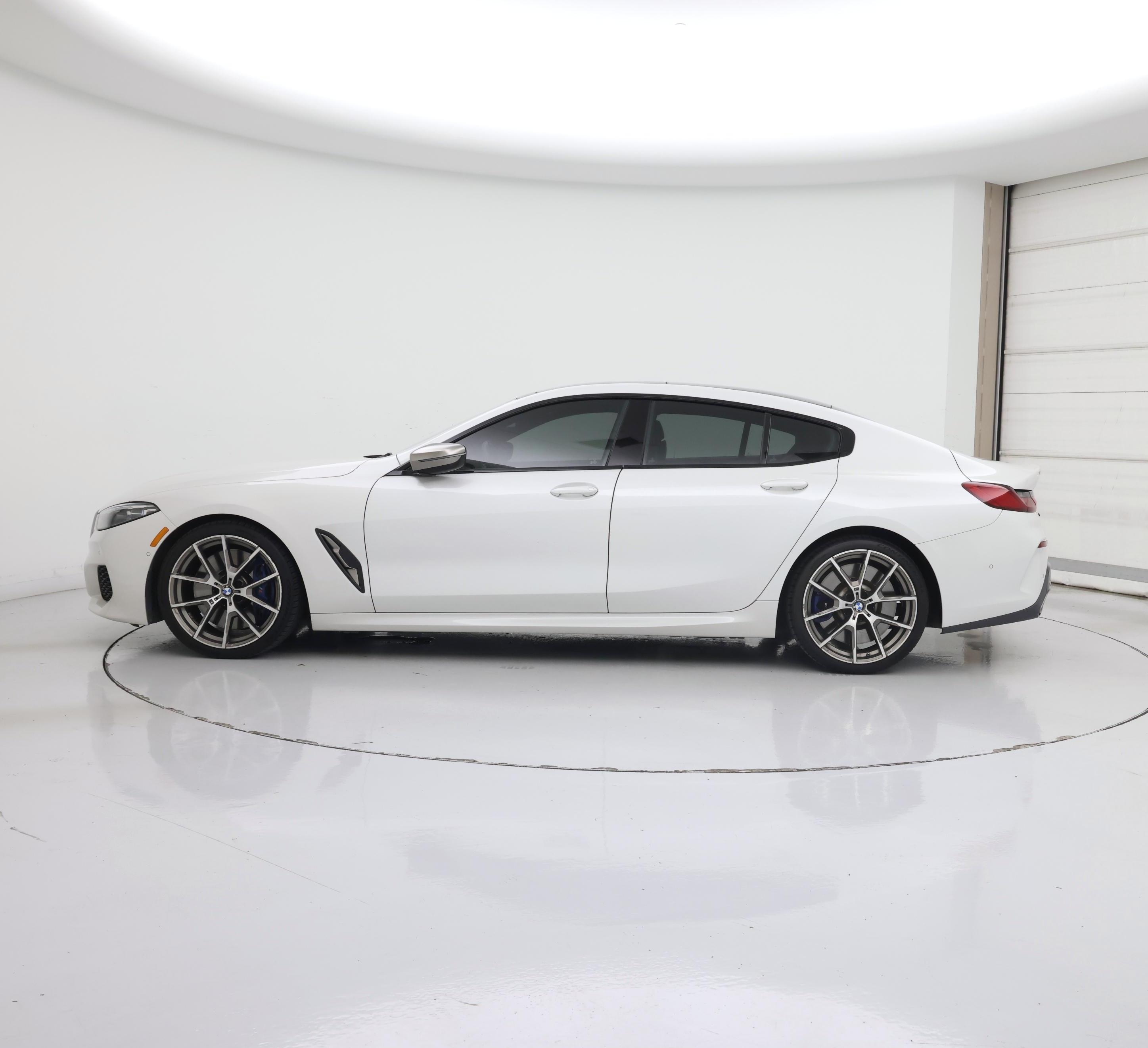 Thumbnail: 2020 BMW 8 Series - 3