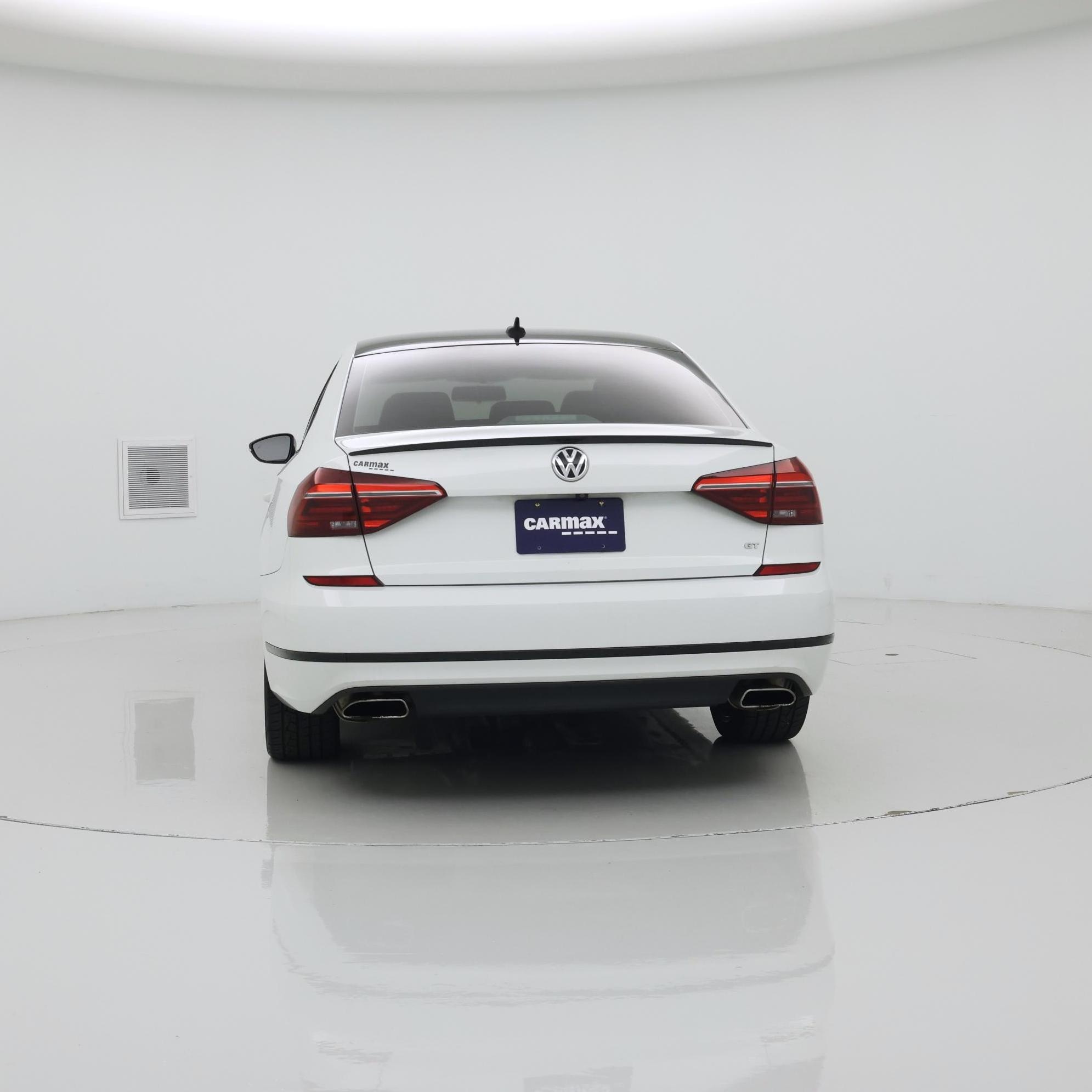 Thumbnail: 2018 Volkswagen Passat - 6
