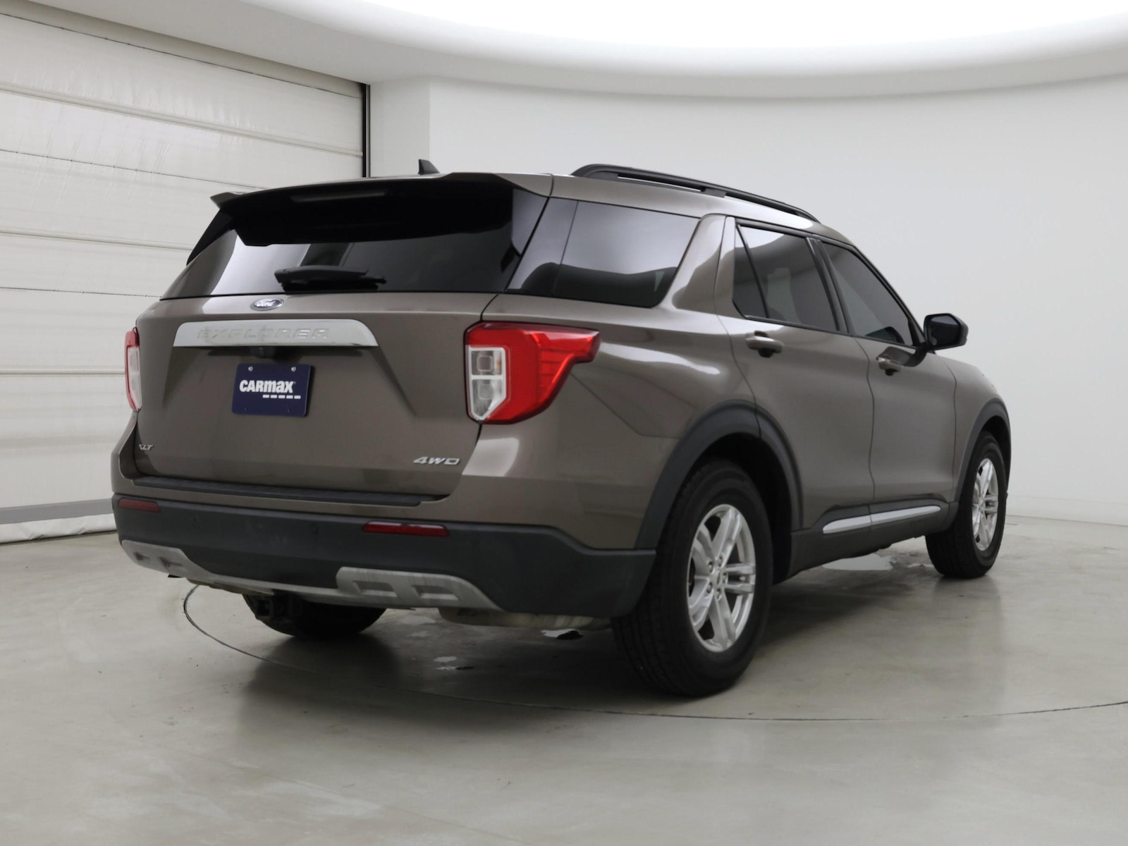 2021 Ford Explorer XLT - Photo 9