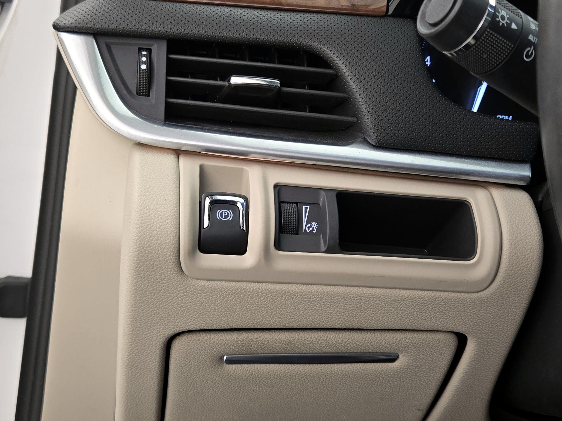 Thumbnail: 2019 Cadillac XTS - 13