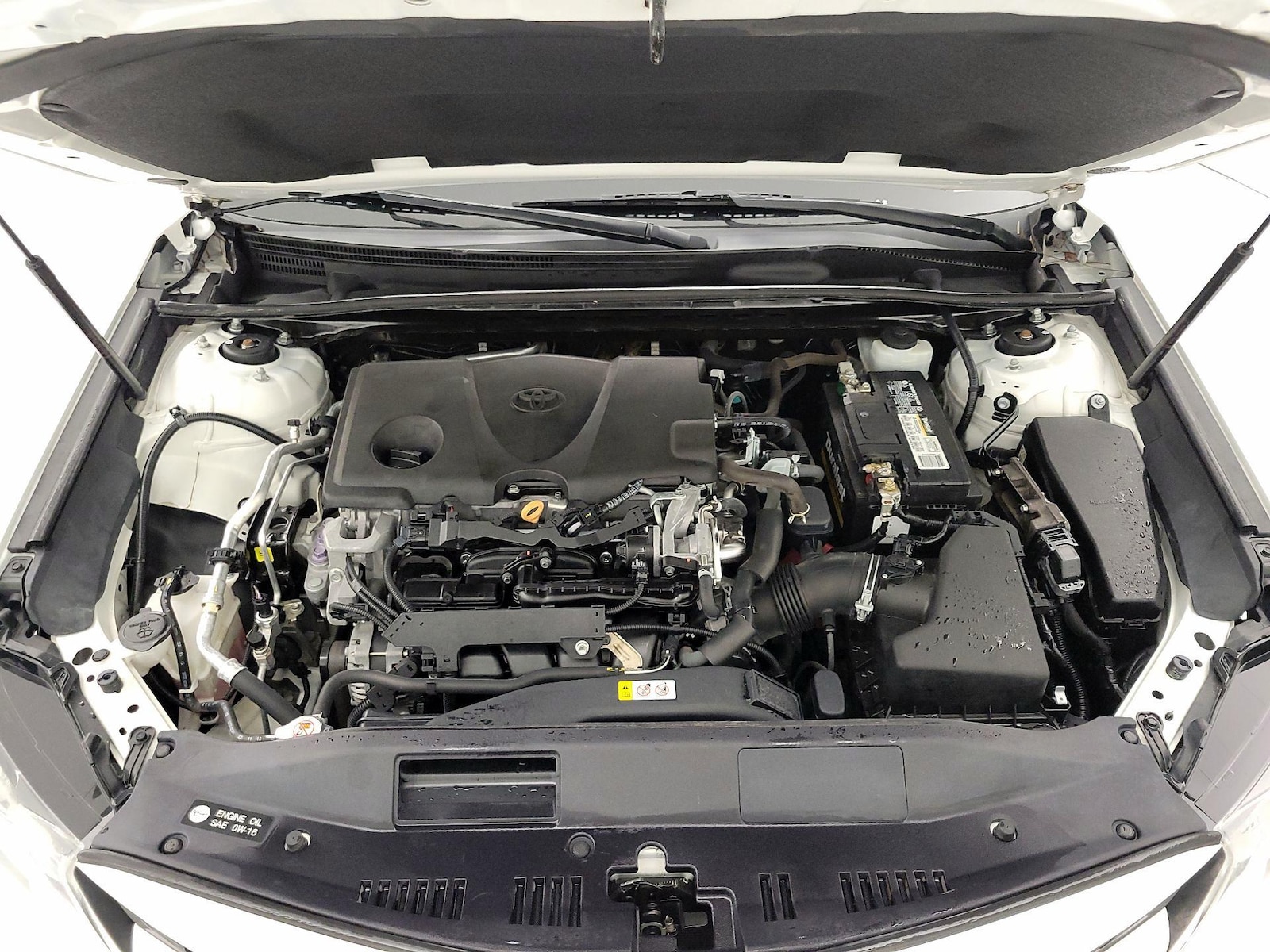 2019 Toyota Camry LE - Photo 21