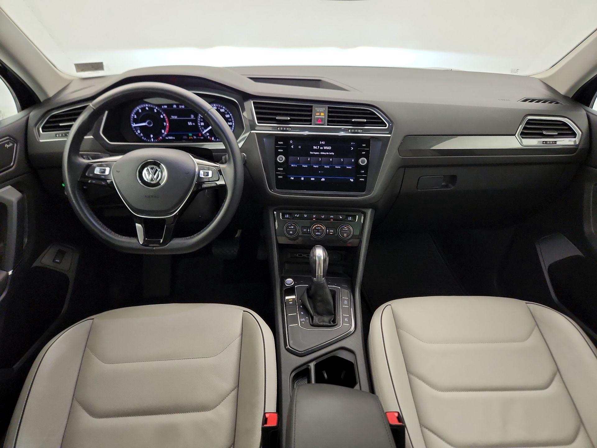 Thumbnail: 2018 Volkswagen Tiguan - 9