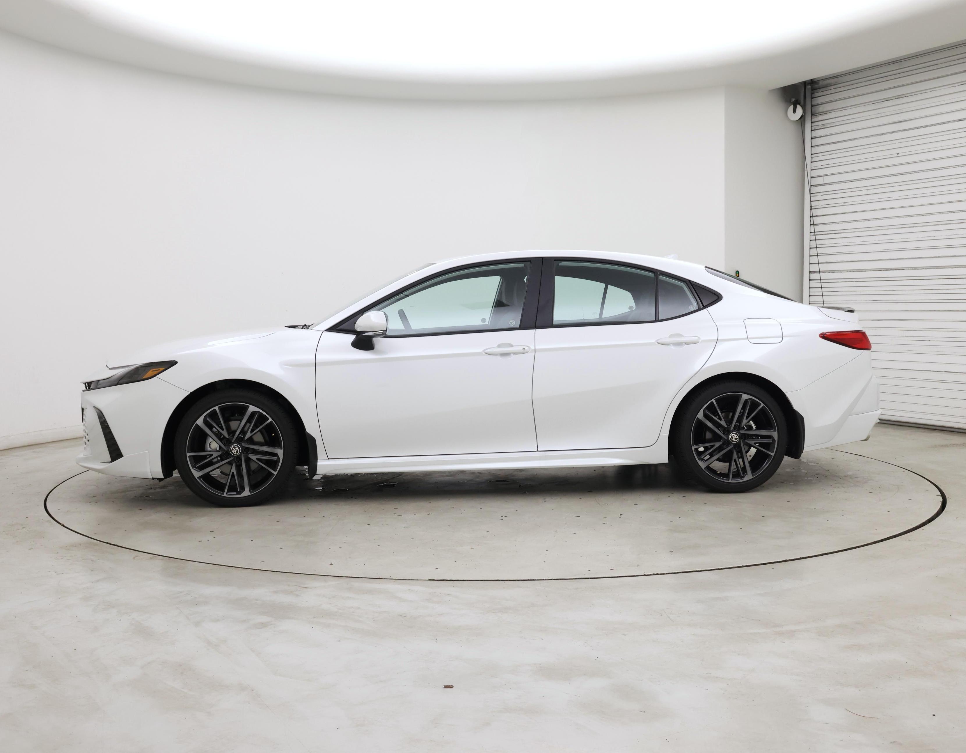 Thumbnail: 2026 Toyota Camry - 3