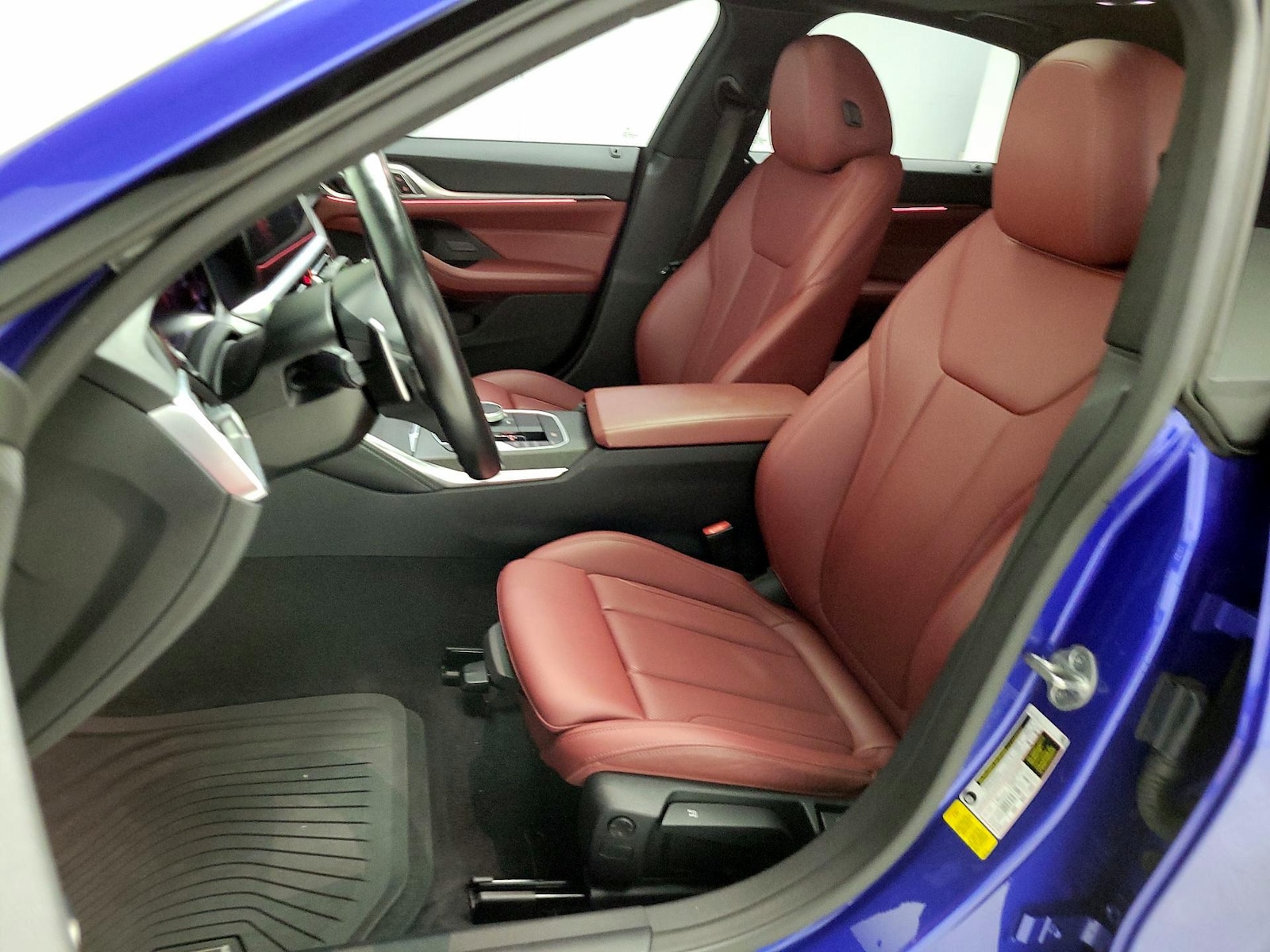 Power Seat(s) & Side Airbags