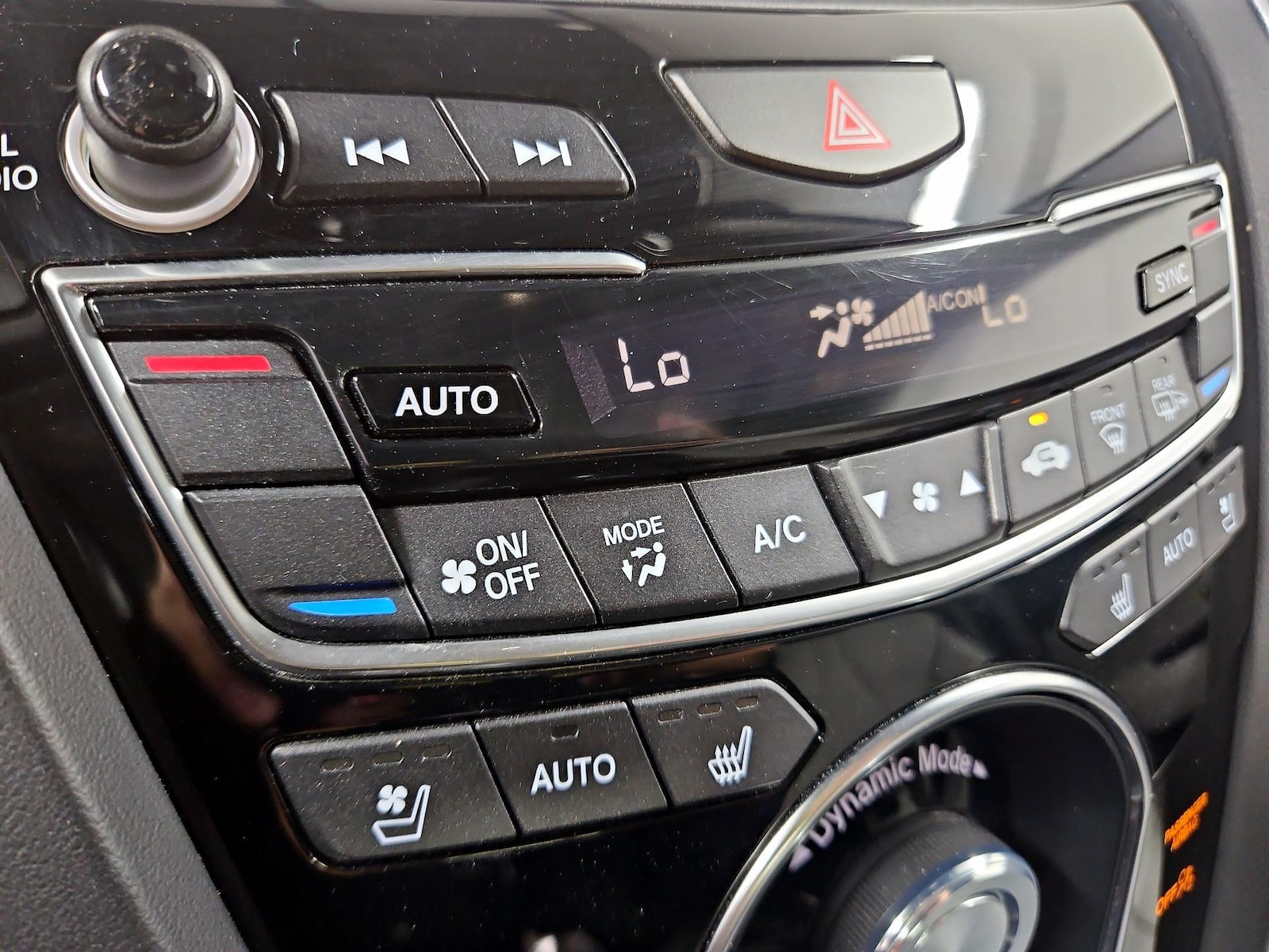 2020 Acura RDX Advance Package - Photo 18