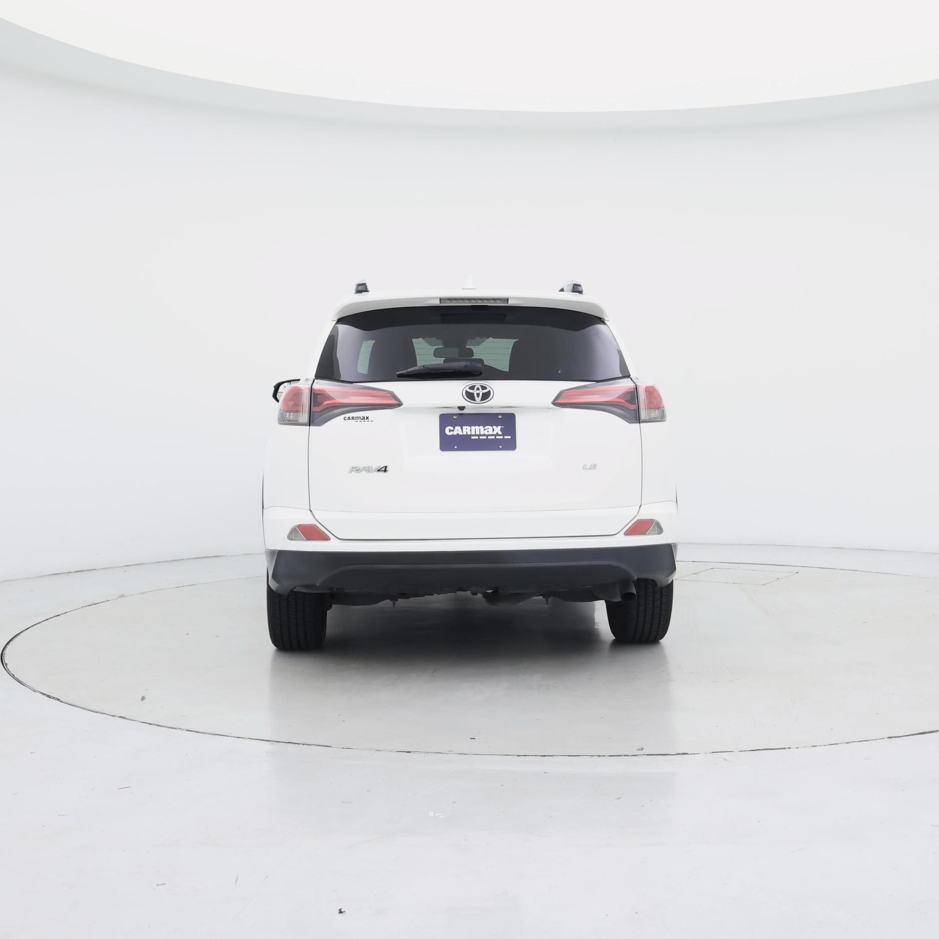 Thumbnail: 2017 Toyota RAV4 - 6