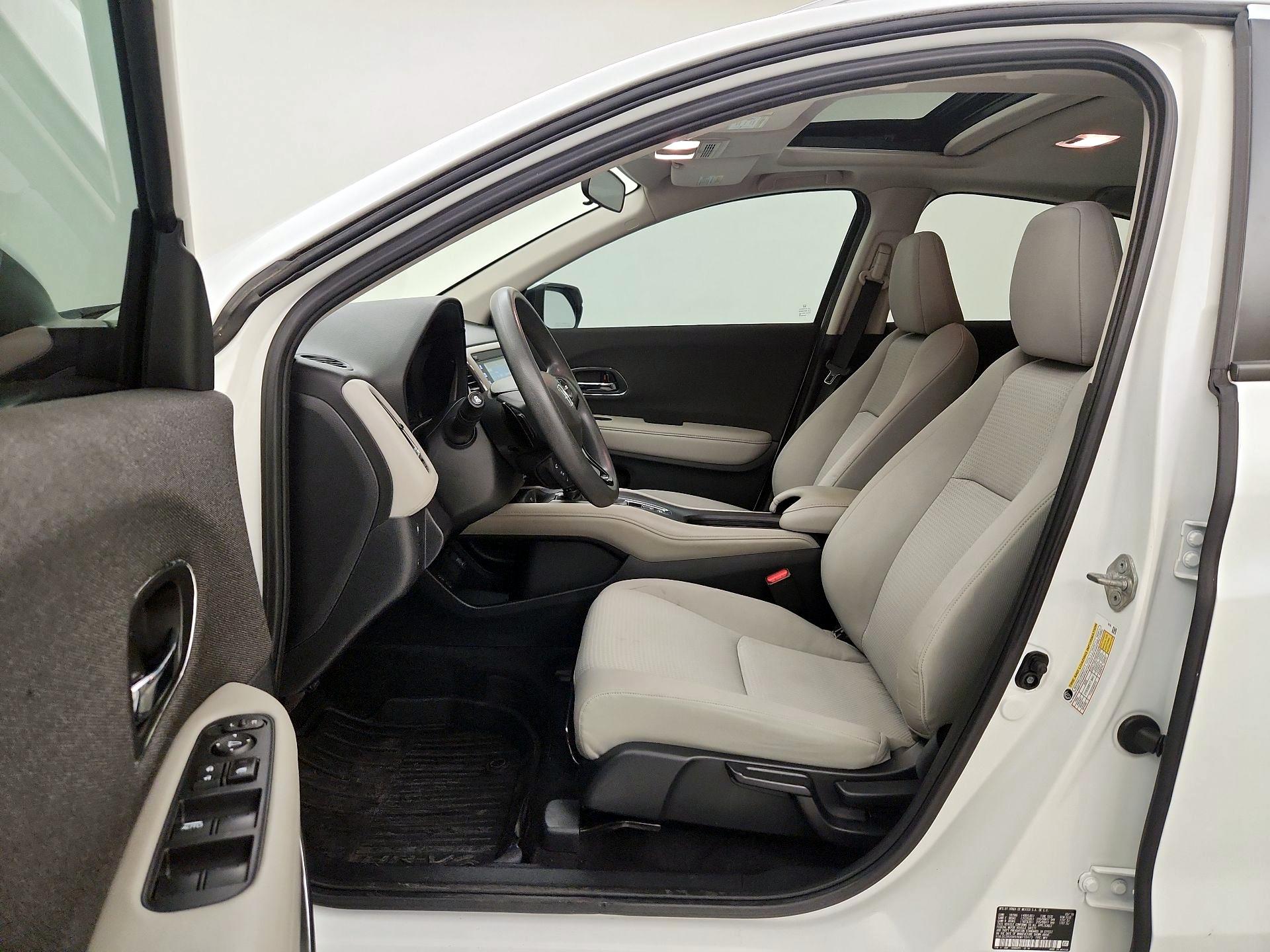 Thumbnail: 2019 Honda HR-V - 11