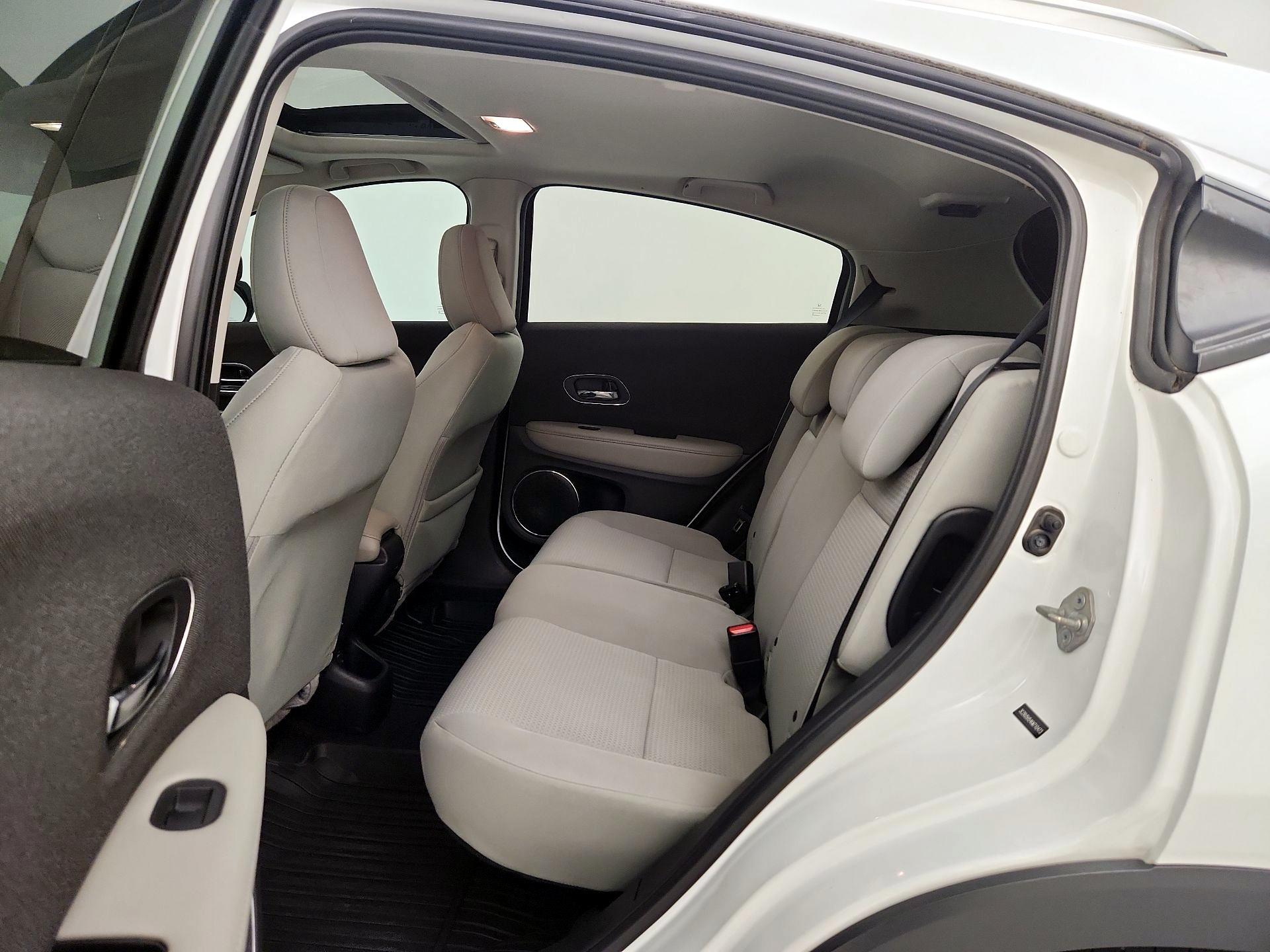 Thumbnail: 2019 Honda HR-V - 20