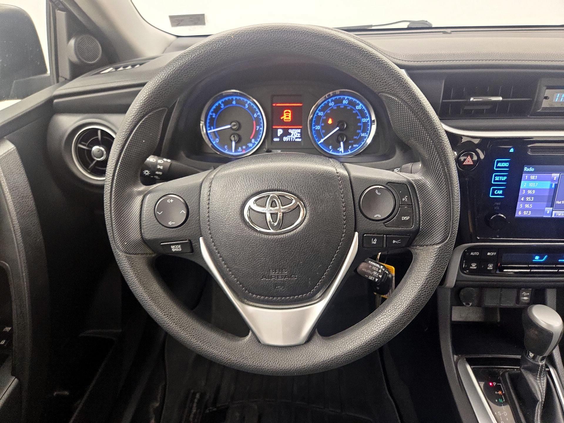 Thumbnail: 2018 Toyota Corolla - 10