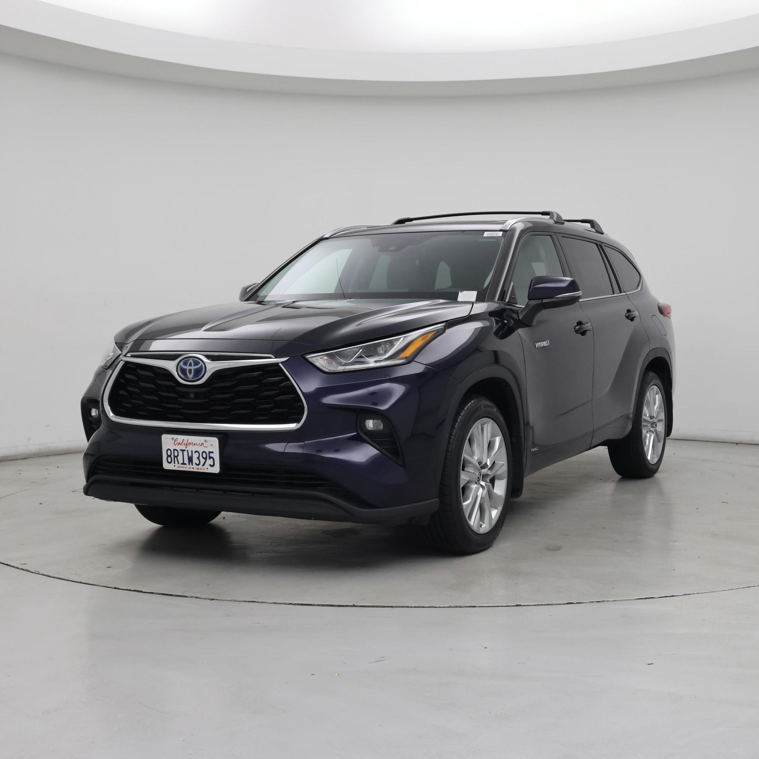 Thumbnail: 2020 Toyota Highlander - 4