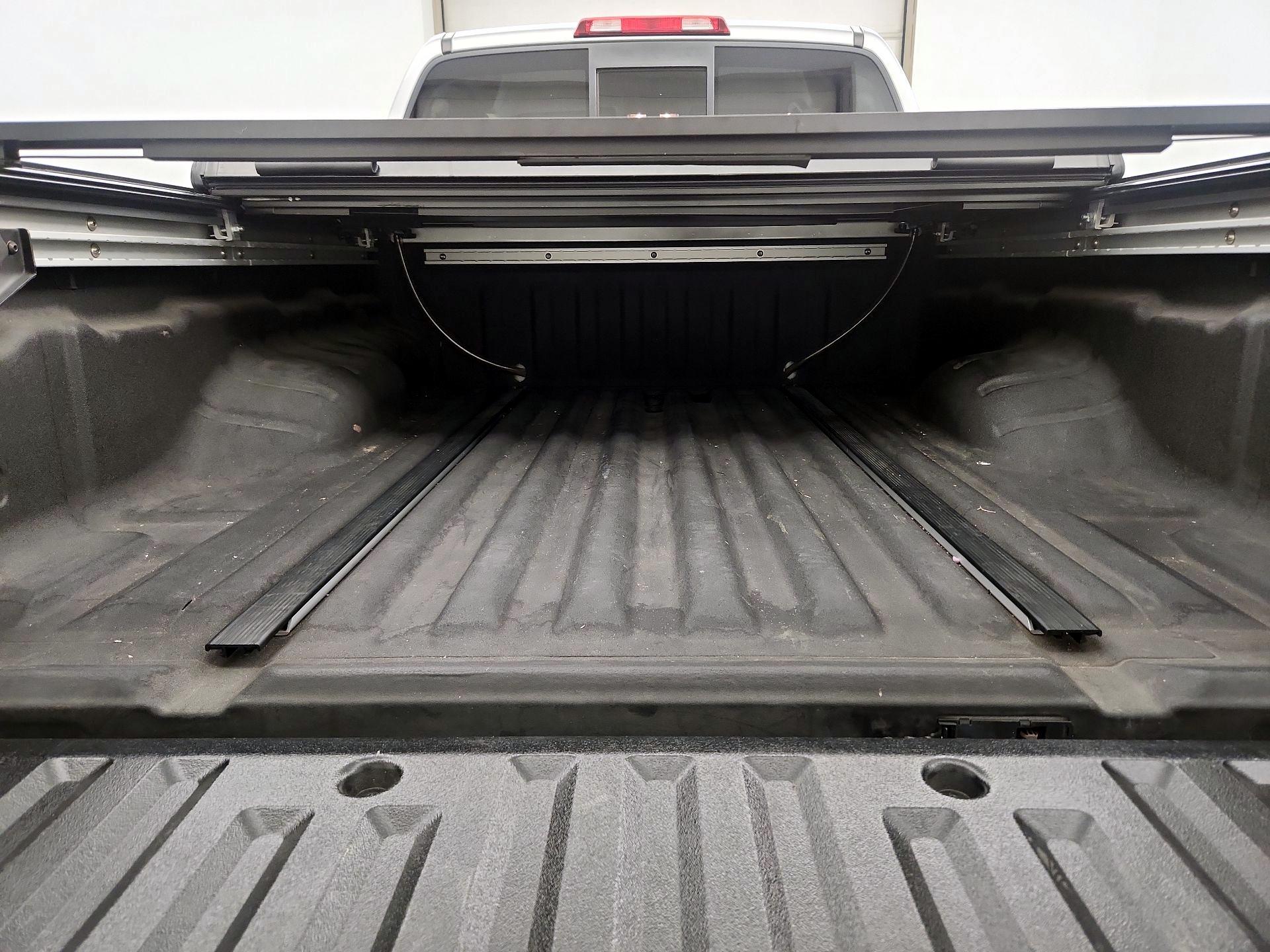 Thumbnail: 2015 Nissan Frontier - 19