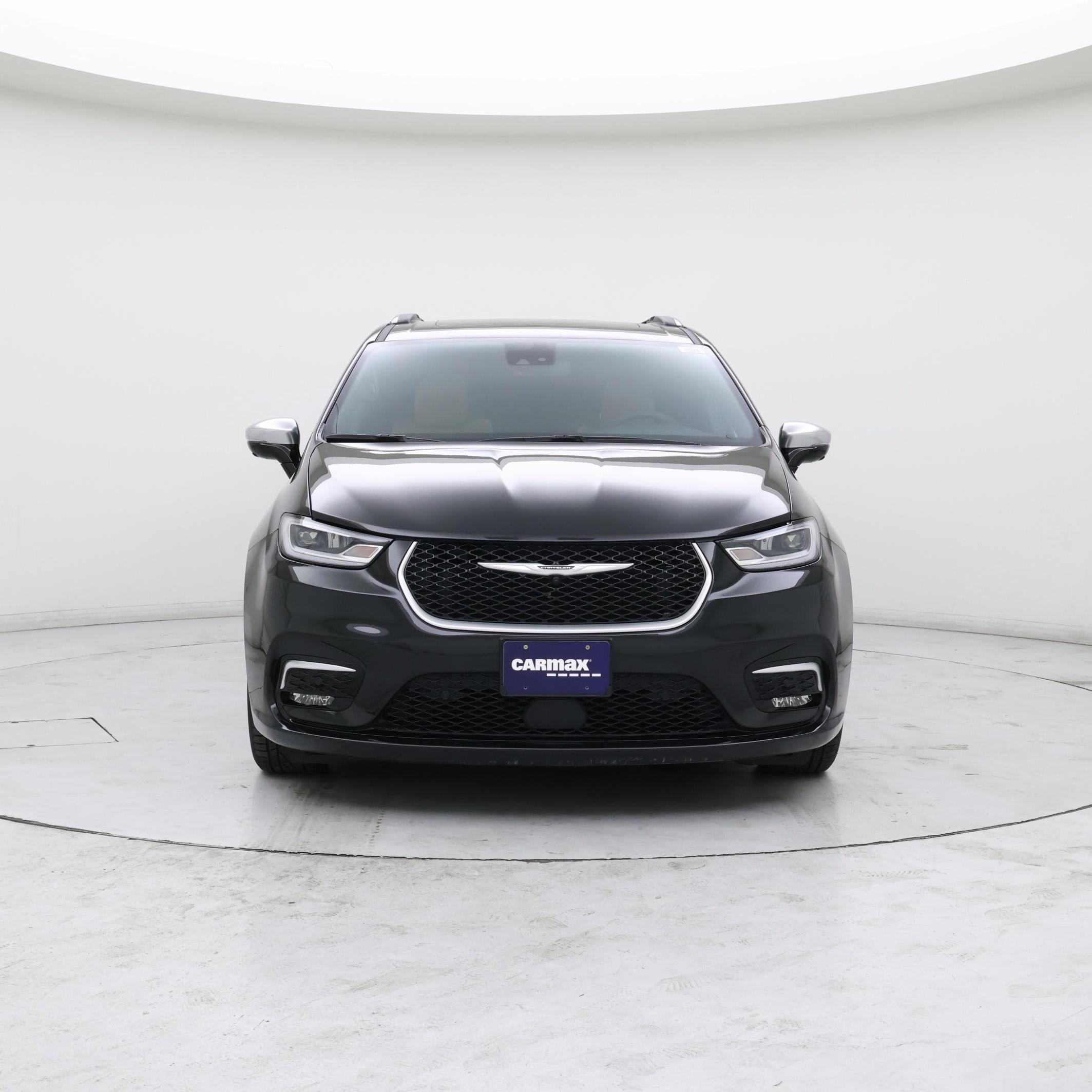 Thumbnail: 2023 Chrysler Pacifica - 5