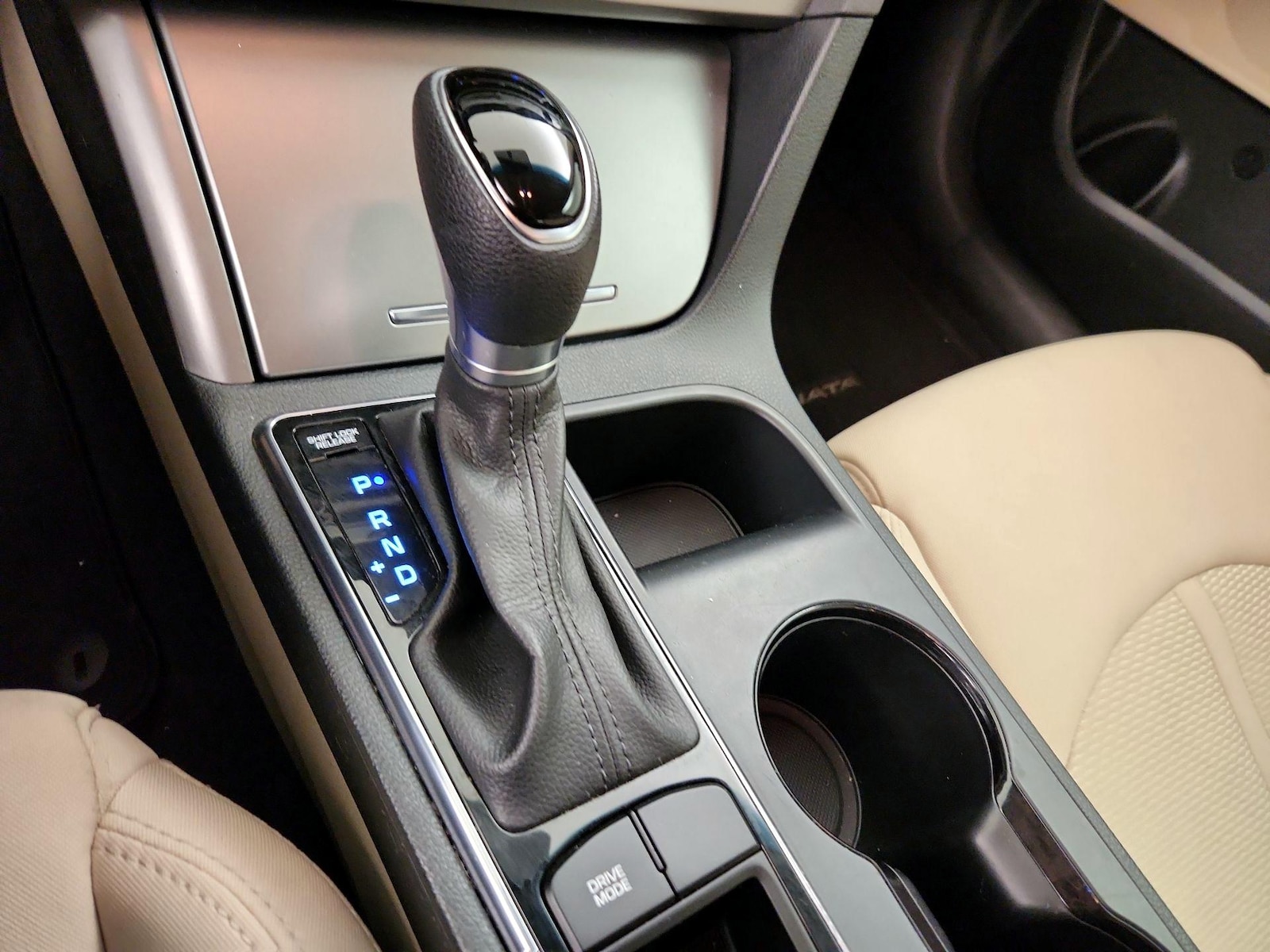 2017 Hyundai Sonata Sport - Photo 18