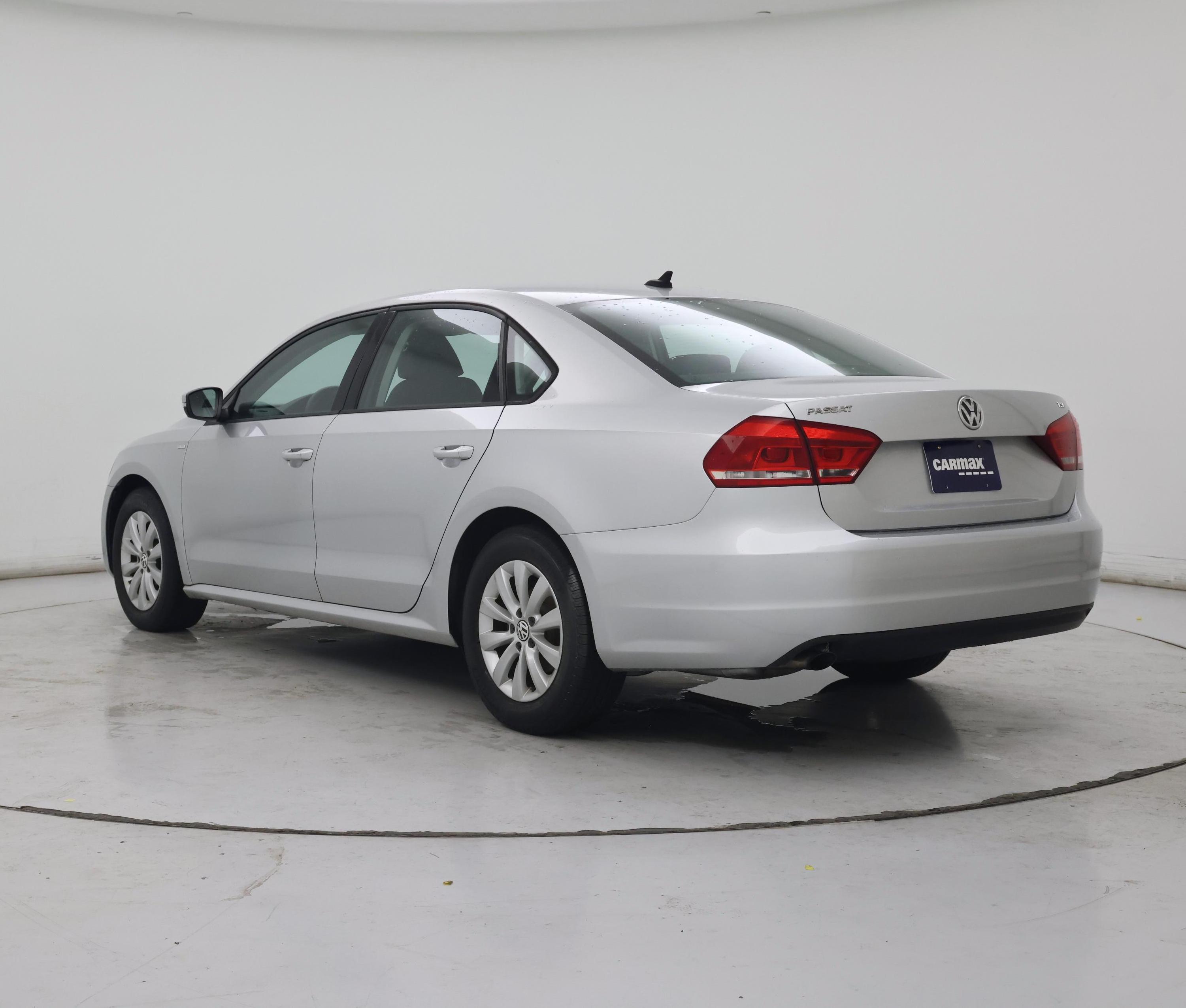 Thumbnail: 2015 Volkswagen Passat - 2